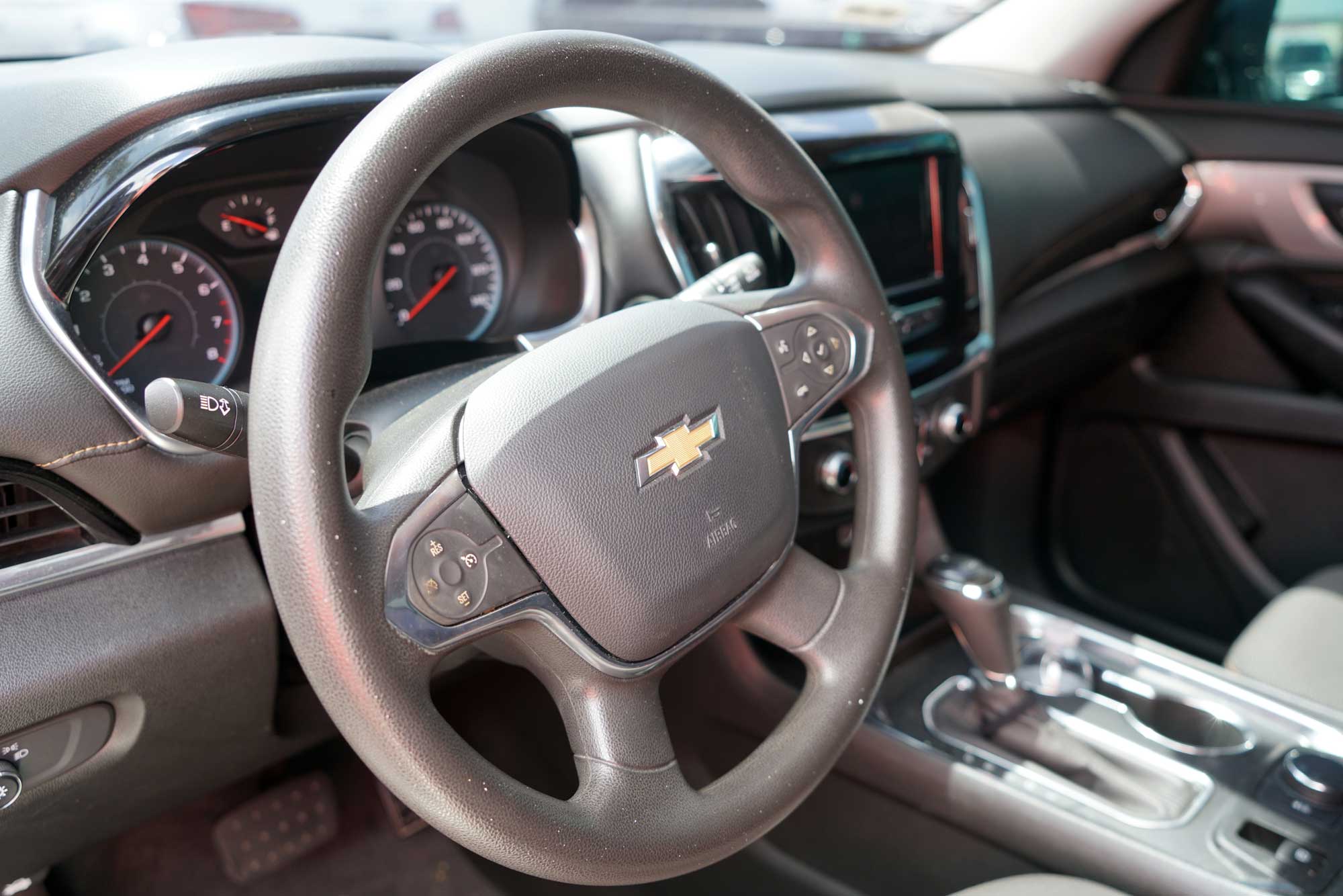 2020 Chevrolet Traverse LS Sport Utility 4D
