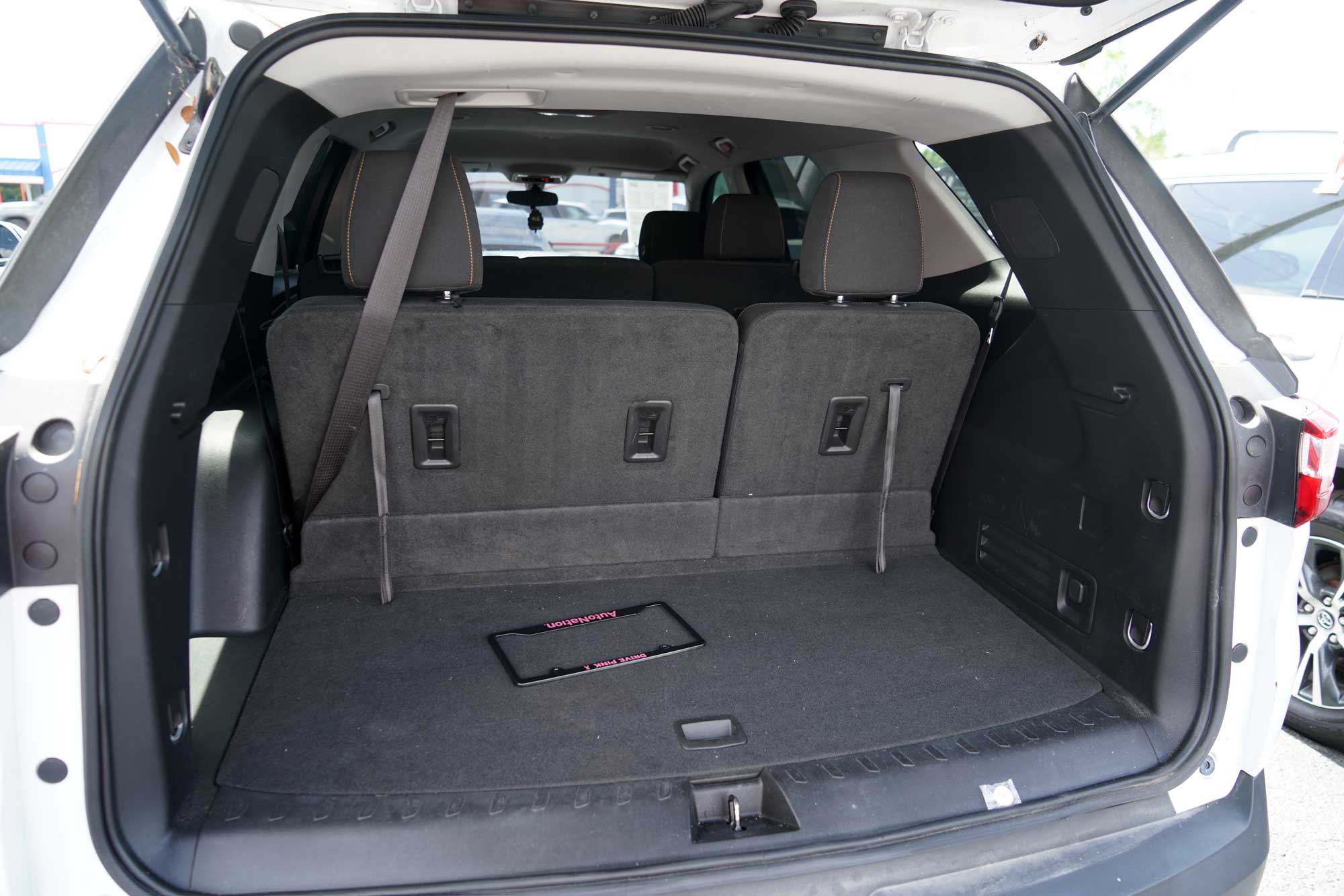 2020 Chevrolet Traverse LS Sport Utility 4D