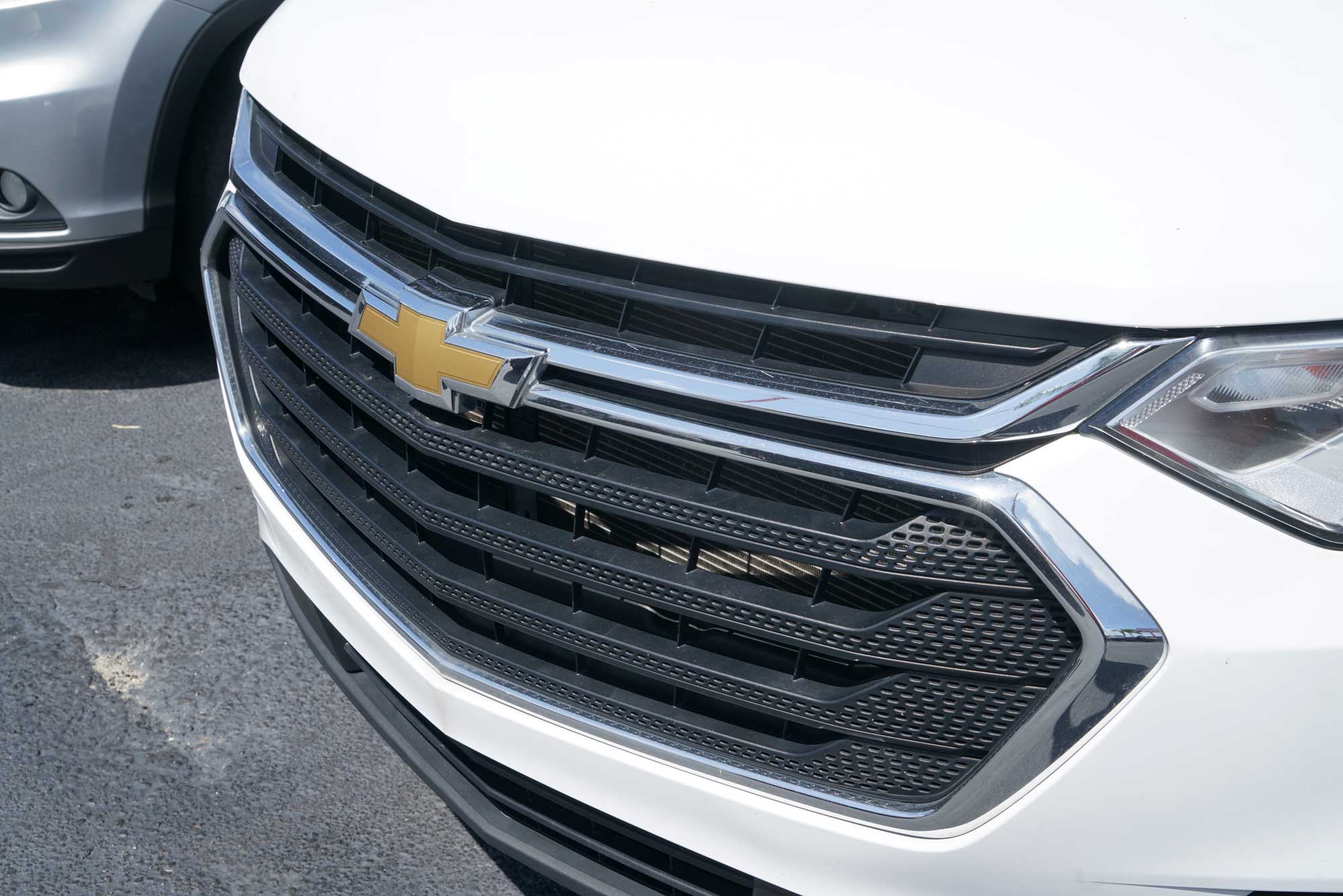 2020 Chevrolet Traverse LS Sport Utility 4D
