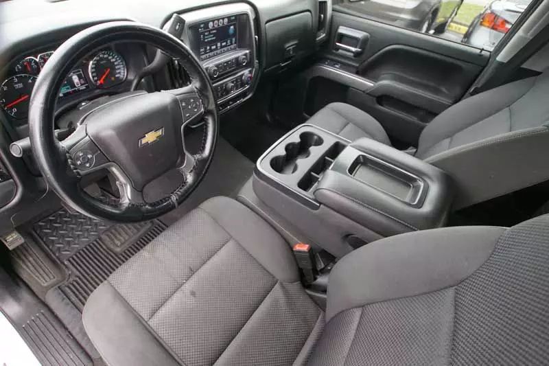 2018 Chevrolet Silverado 1500 Crew Cab LT Pickup 4D 5 3/4 ft