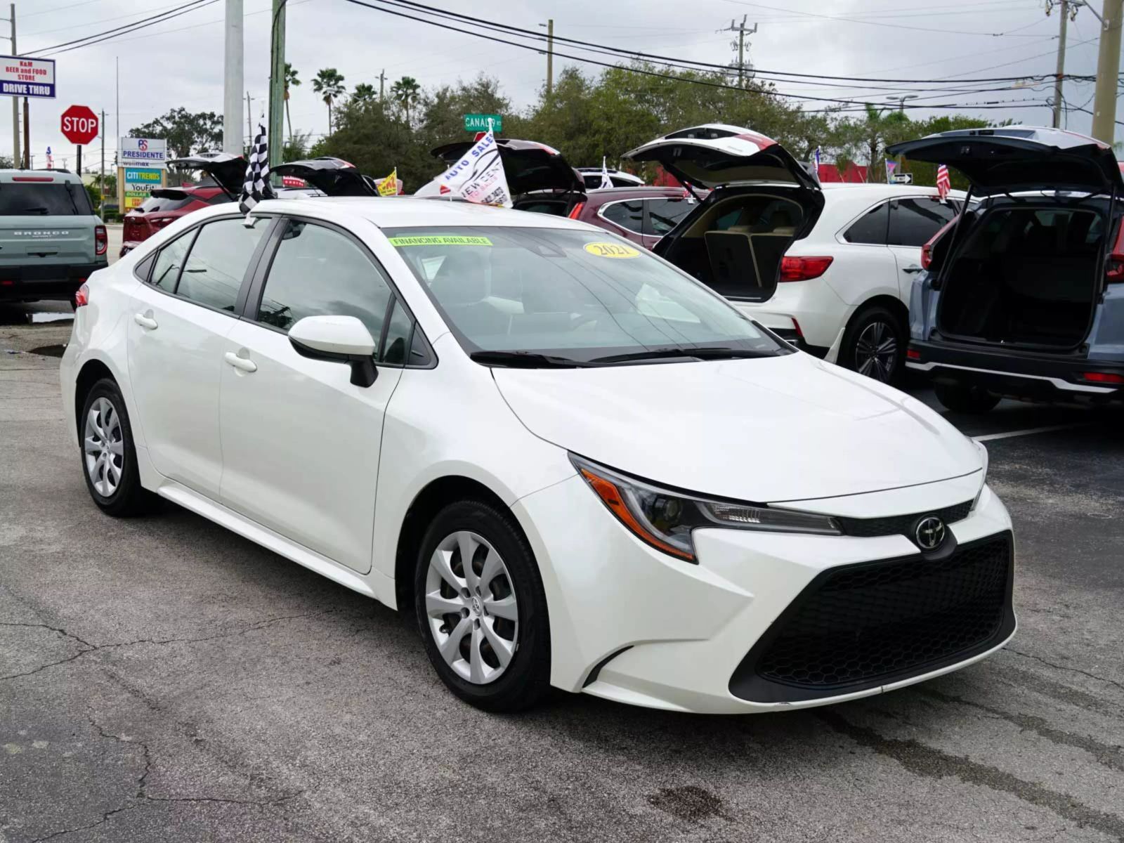 2021 Toyota Corolla LE Sedan 4D