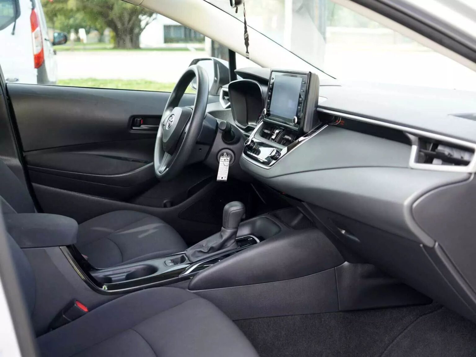 2022 Toyota Corolla LE Sedan 4D