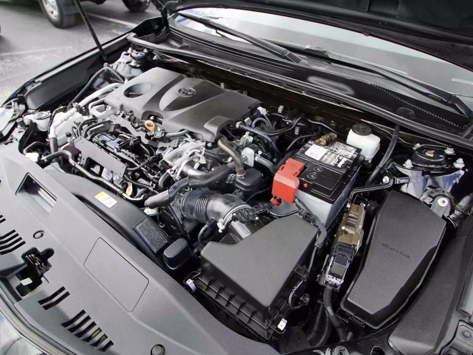 2019 Toyota Camry SE Sedan 4D