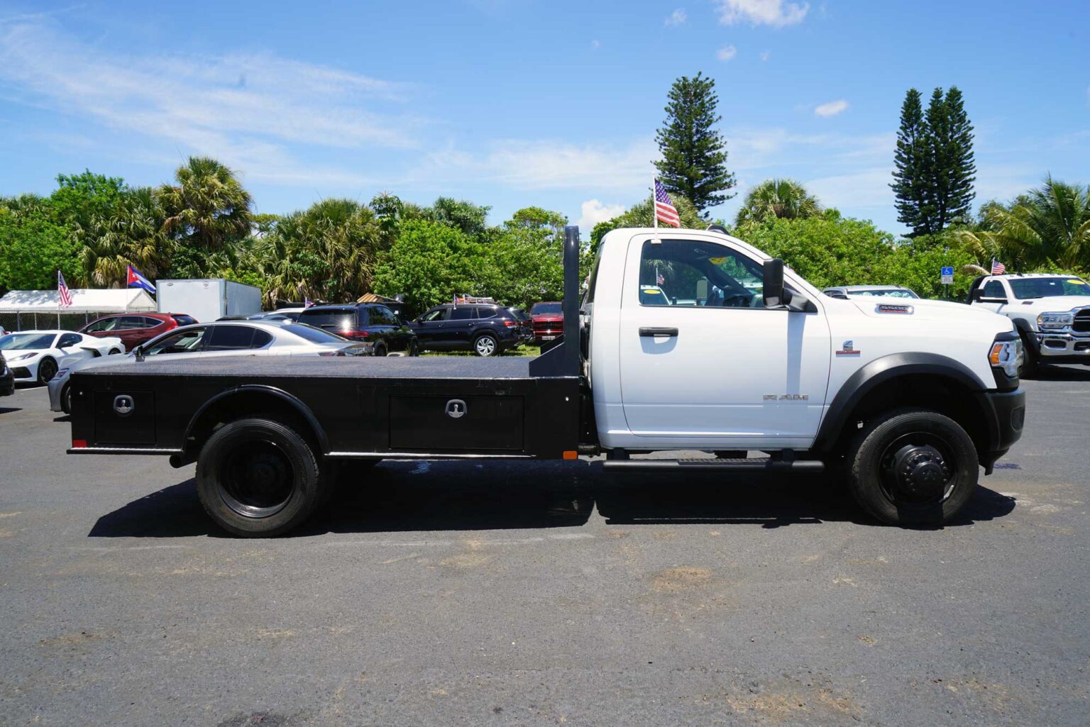 2022 Ram 5500 Regular Cab & Chassis SLT Cab & Chassis 2D