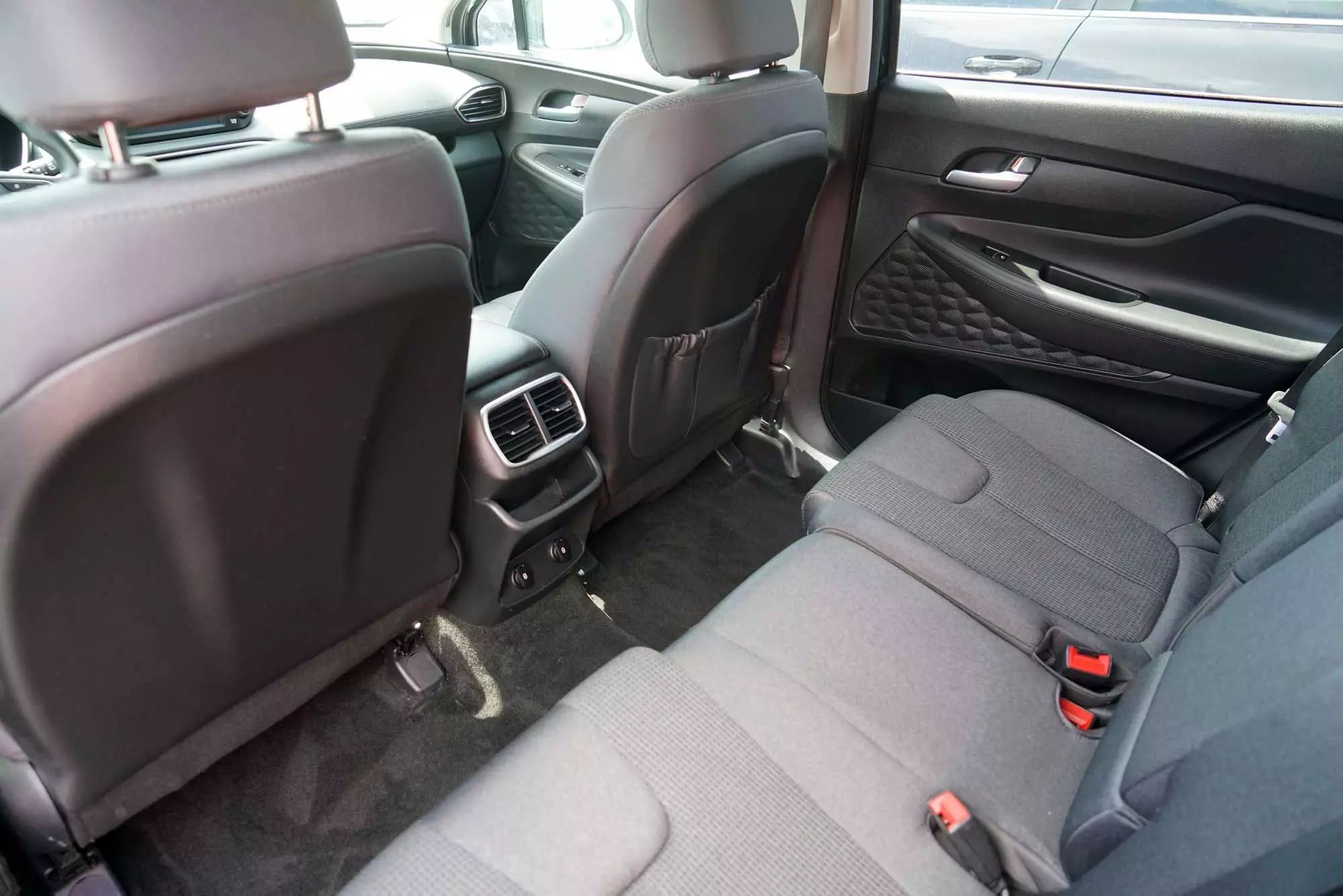 2020 Hyundai Santa Fe SE Sport Utility 4D