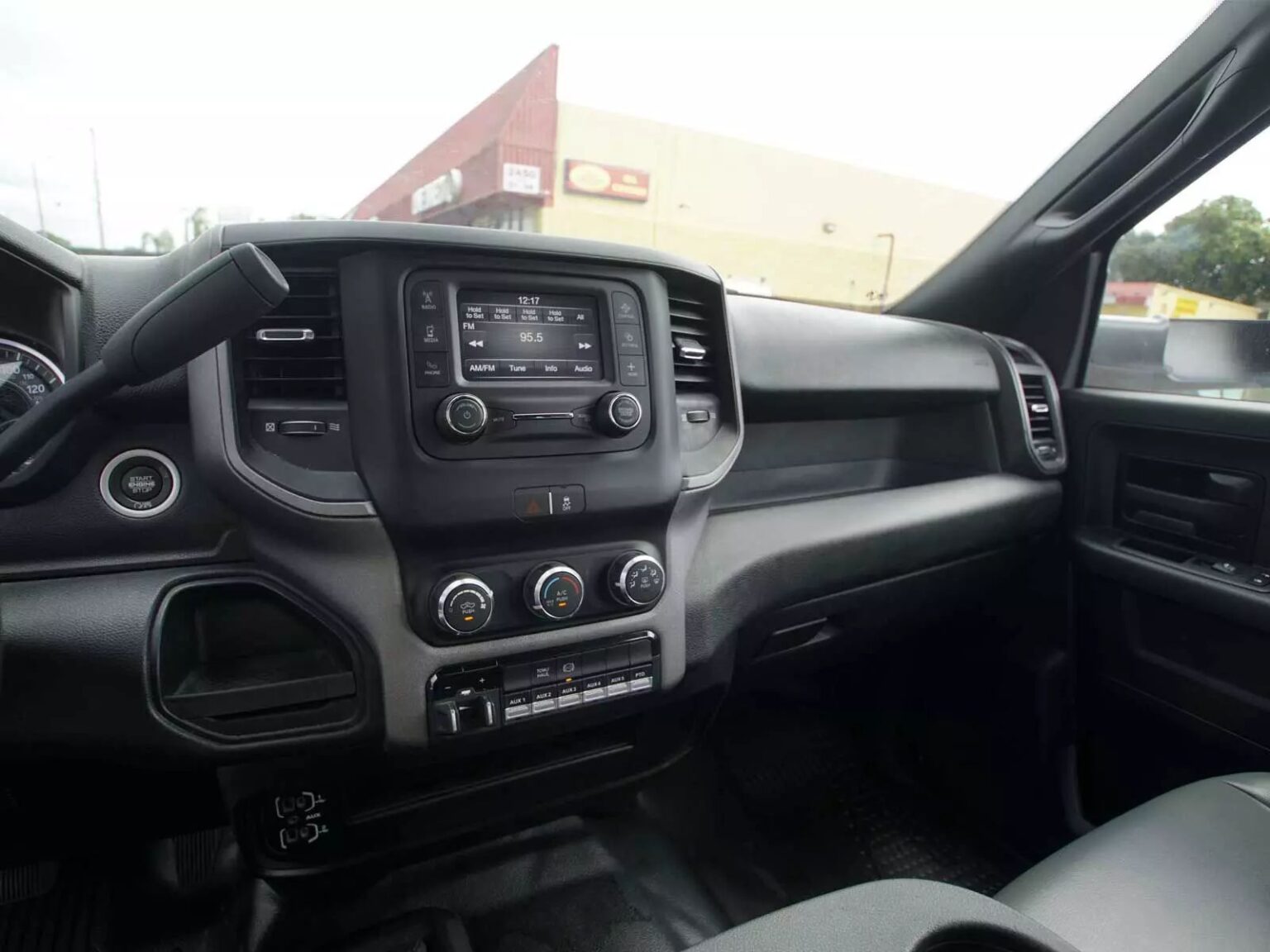 2022 Ram 5500 Crew Cab & Chassis Laramie Cab & Chassis 4D