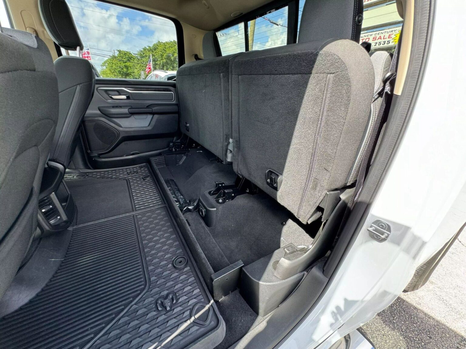 2019 Ram 1500 Crew Cab Big Horn Pickup 4D 6 1/3 ft