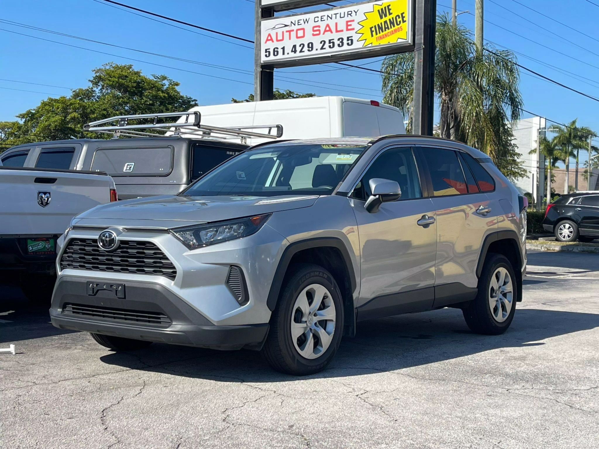 2020 Toyota RAV4 LE Sport Utility 4D