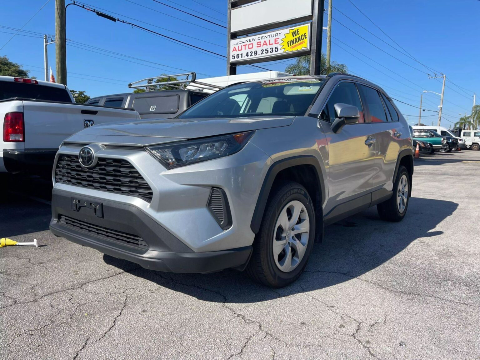 2020 Toyota RAV4 LE Sport Utility 4D