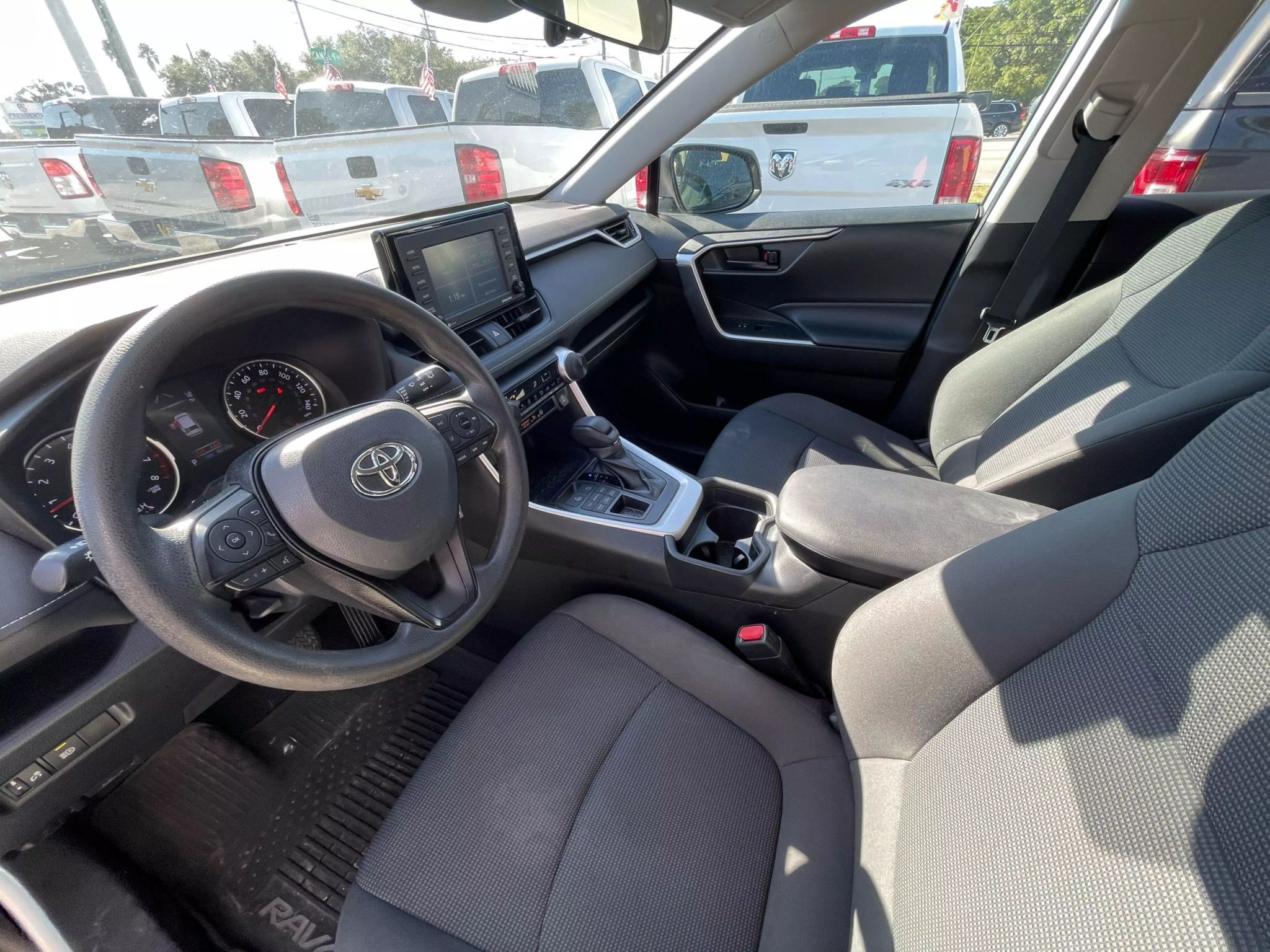 2020 Toyota RAV4 LE Sport Utility 4D