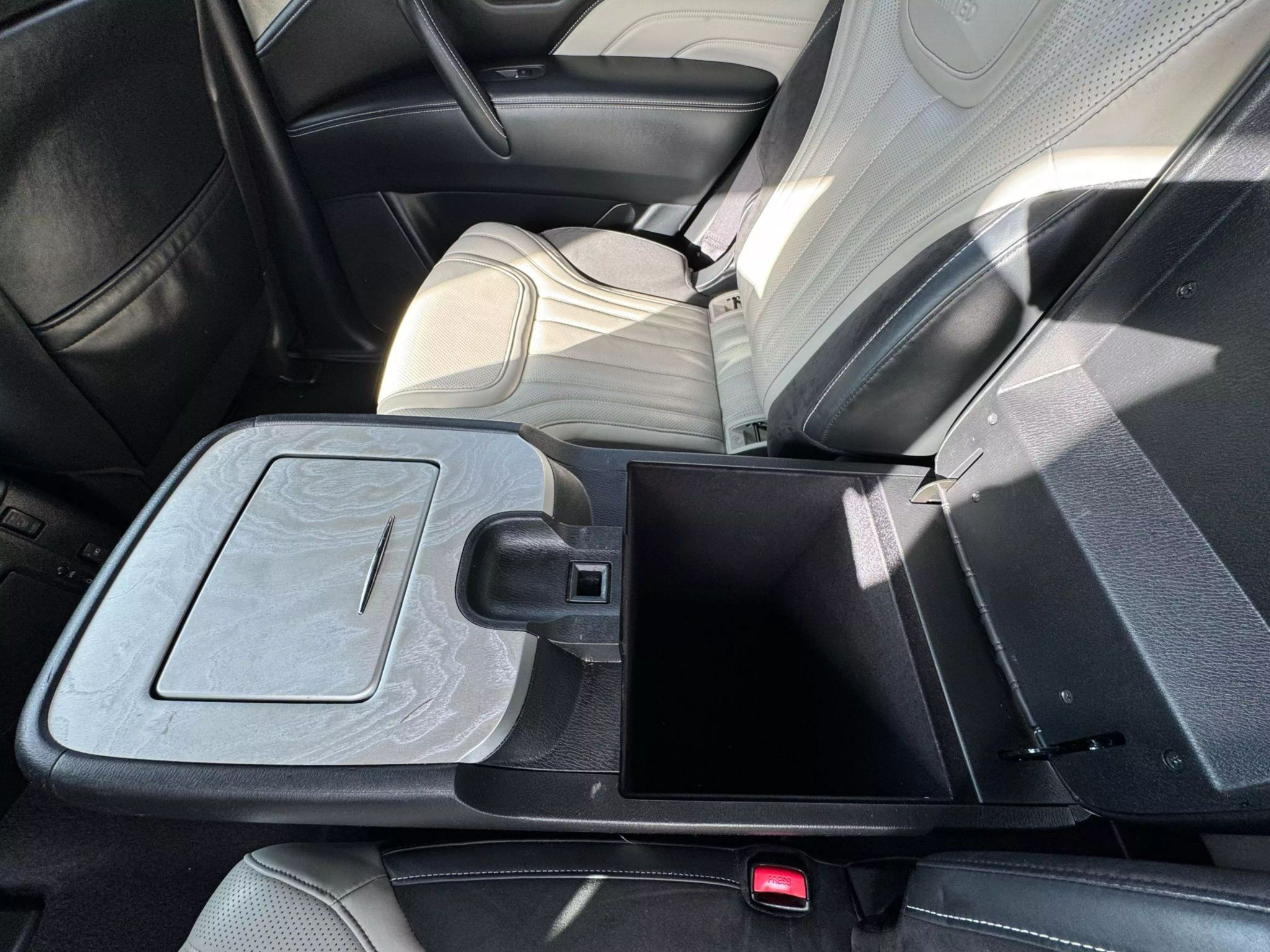 2019 Infinity QX80 Limited Sport Utility 4D