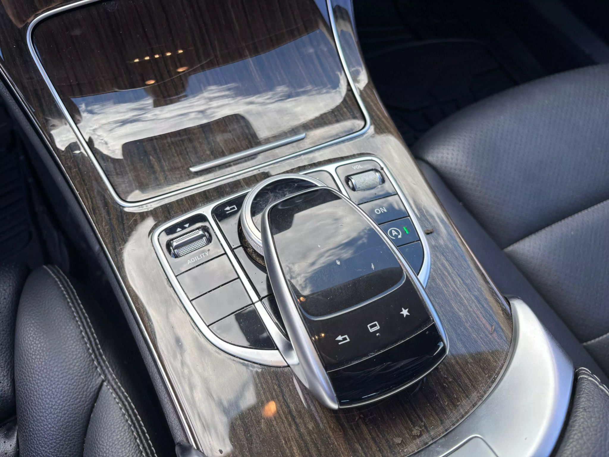 2015 Mercedes-Benz C-Class C 300 4MATIC Sedan 4D