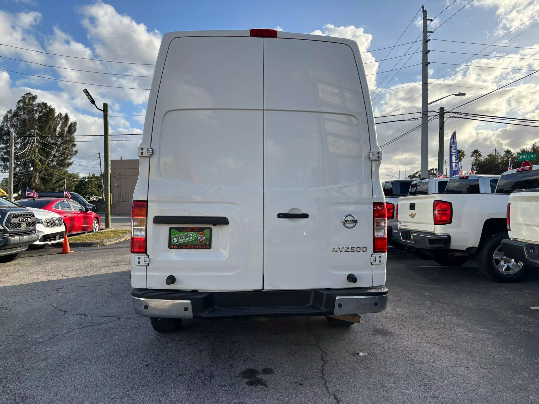 2019 Nissan NV2500 HD Cargo SV Van 3D