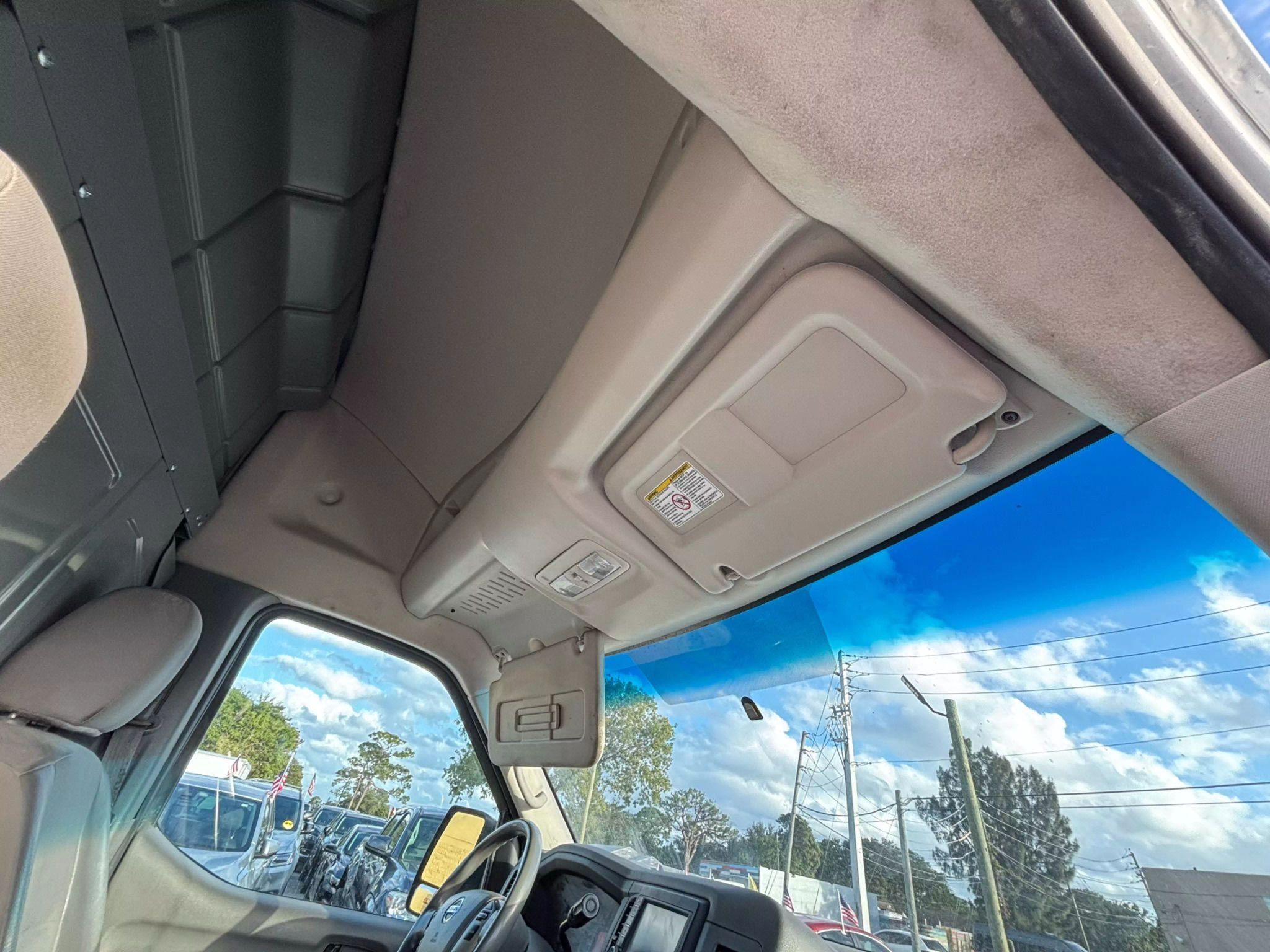 2019 Nissan NV2500 HD Cargo SV Van 3D