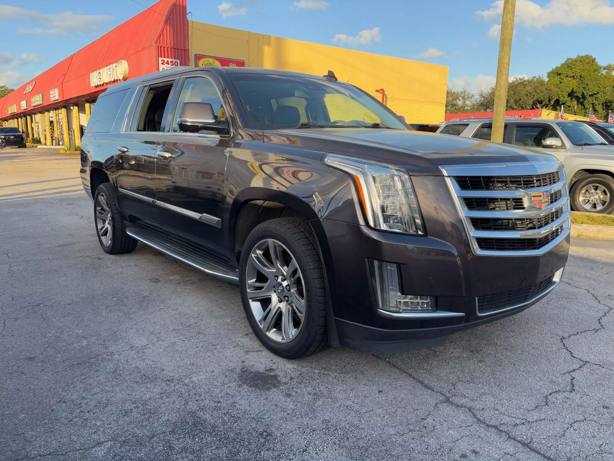 2016 Cadillac Escalade ESV Luxury Sport Utility 4D