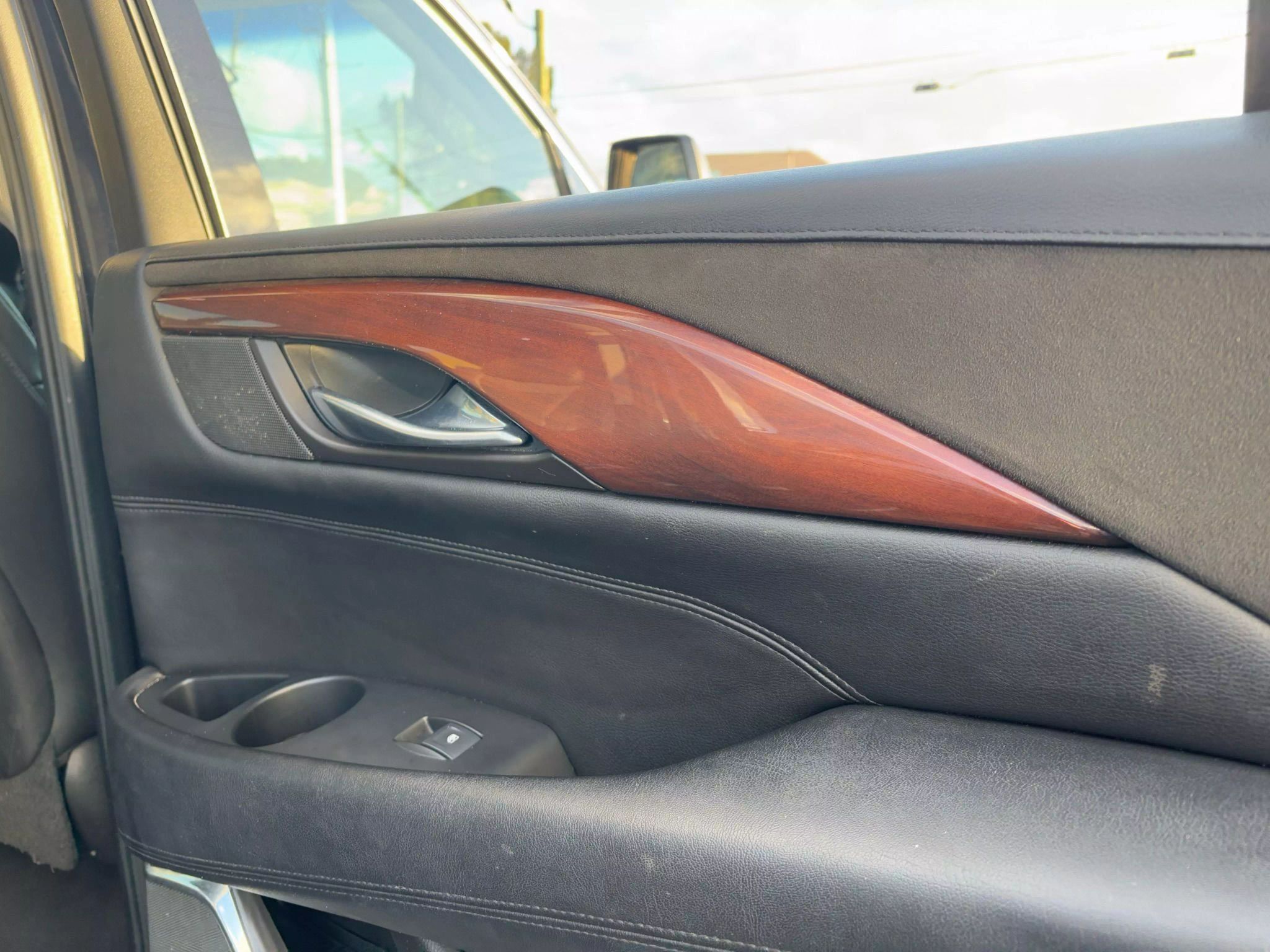 2016 Cadillac Escalade ESV Luxury Sport Utility 4D