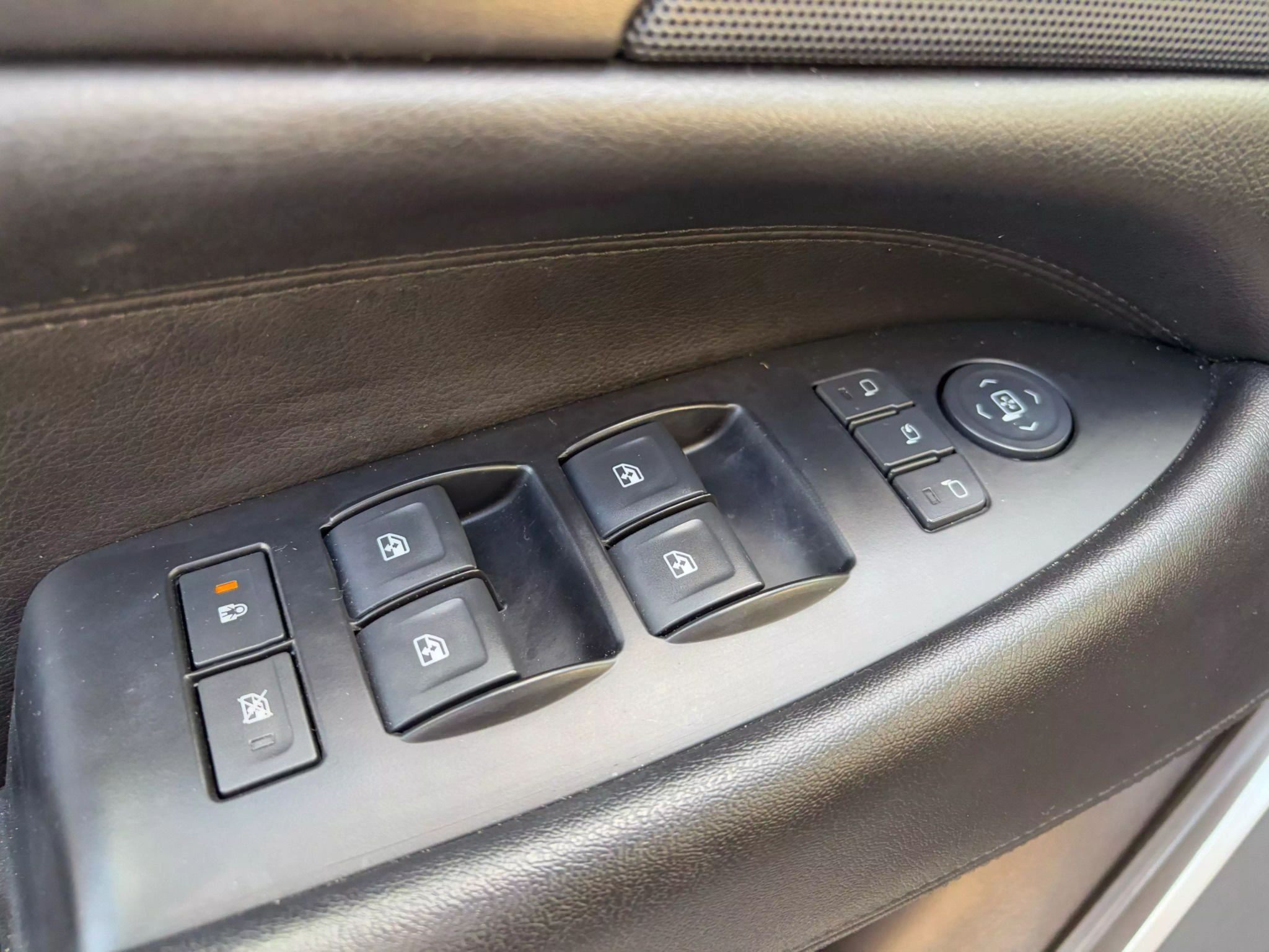 2016 Cadillac Escalade ESV Luxury Sport Utility 4D