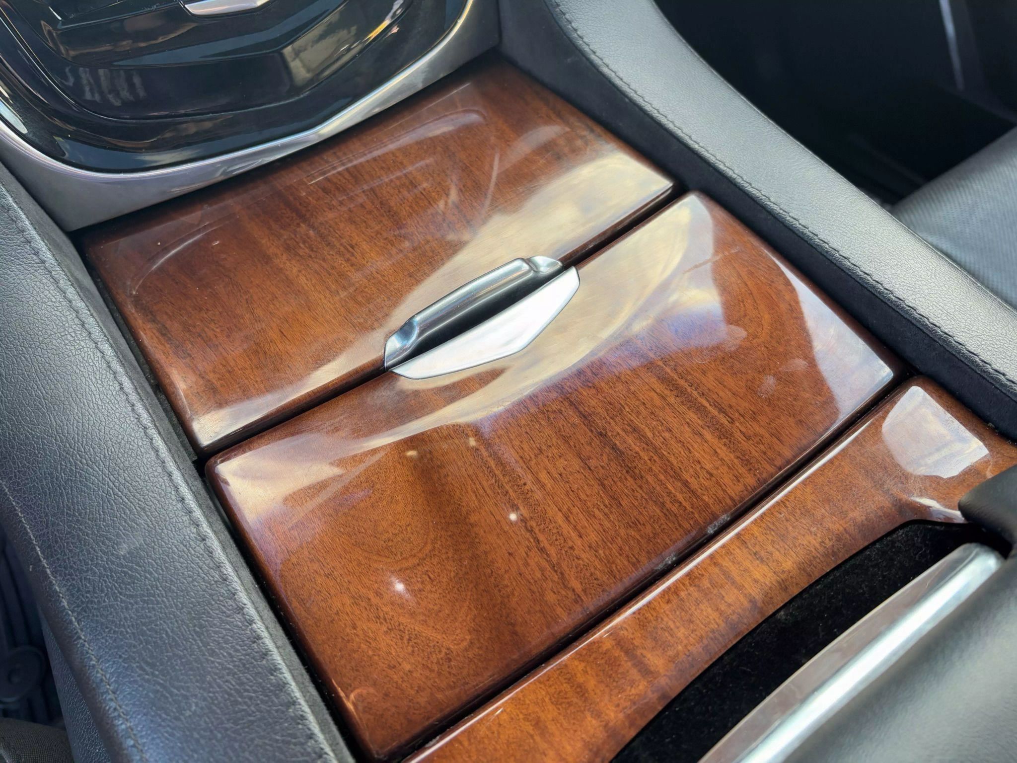 2016 Cadillac Escalade ESV Luxury Sport Utility 4D