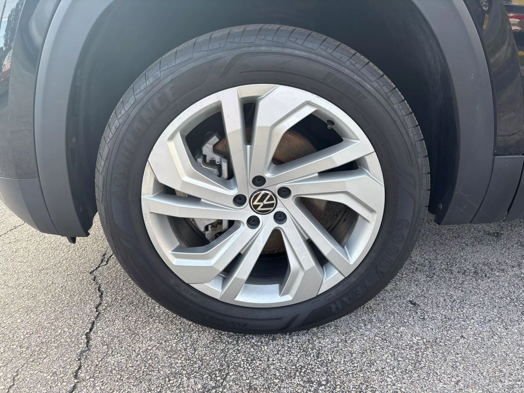 2022 Volkswagen Atlas SE w/Tech Pkg Sport Utility 4D