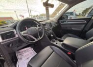 2022 Volkswagen Atlas SE w/Tech Pkg Sport Utility 4D