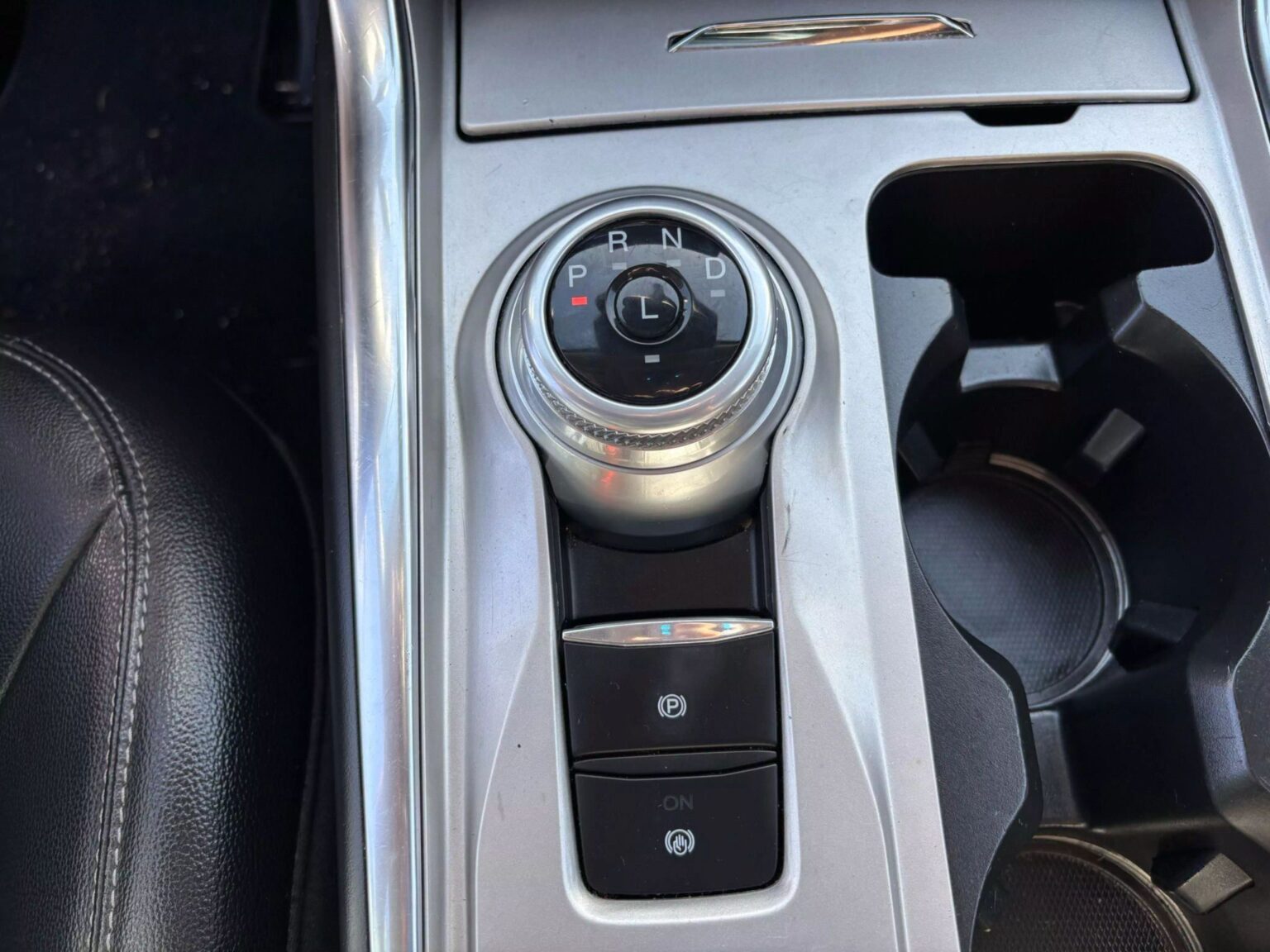 2021 Ford Explorer Limited Sport Utility 4D