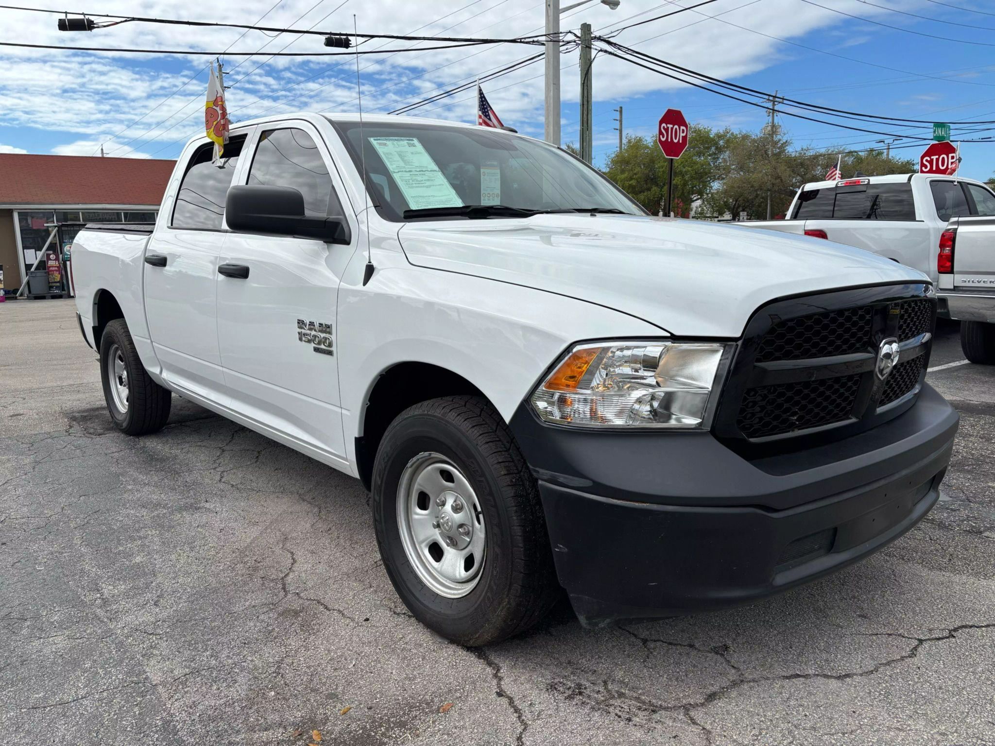 2022 Ram 1500 Classic Crew Cab Tradesman Pickup 4D 5 1/2 ft