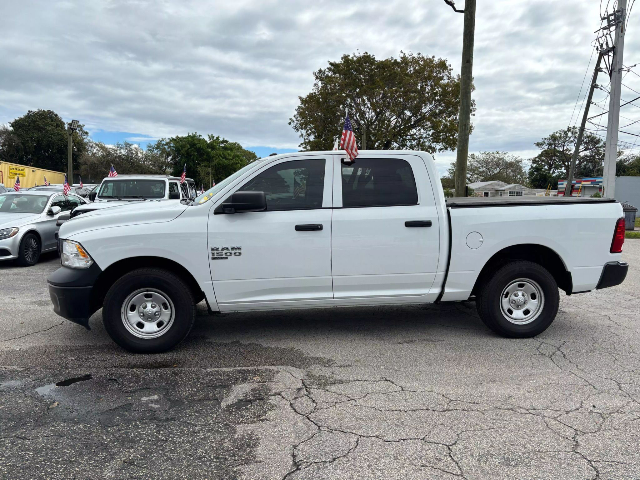 2022 Ram 1500 Classic Crew Cab Tradesman Pickup 4D 5 1/2 ft