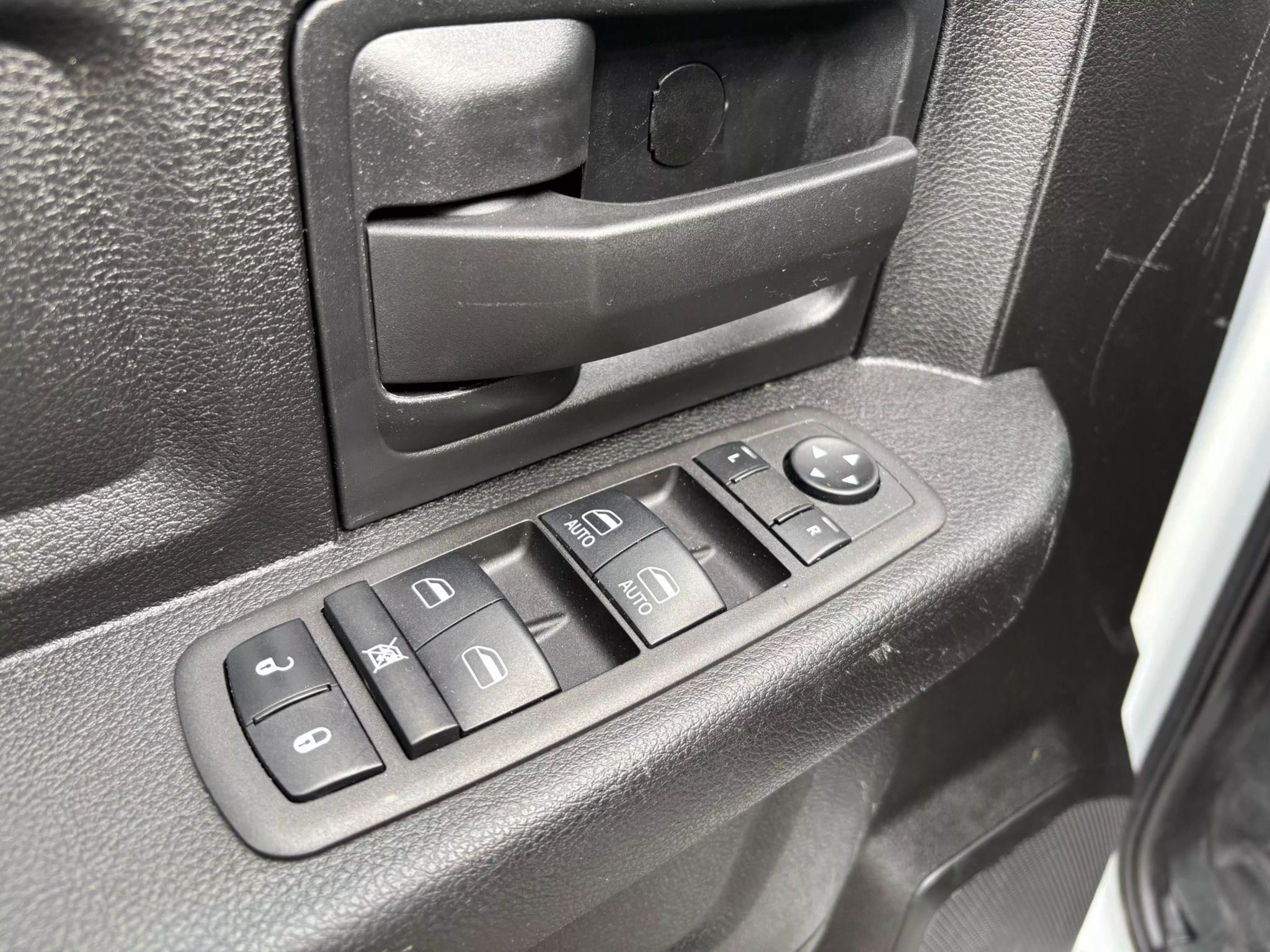 2022 Ram 1500 Classic Crew Cab Tradesman Pickup 4D 5 1/2 ft