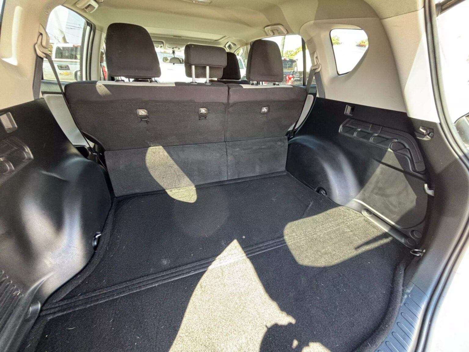 2016 Toyota RAV4 XLE Sport Utility 4D
