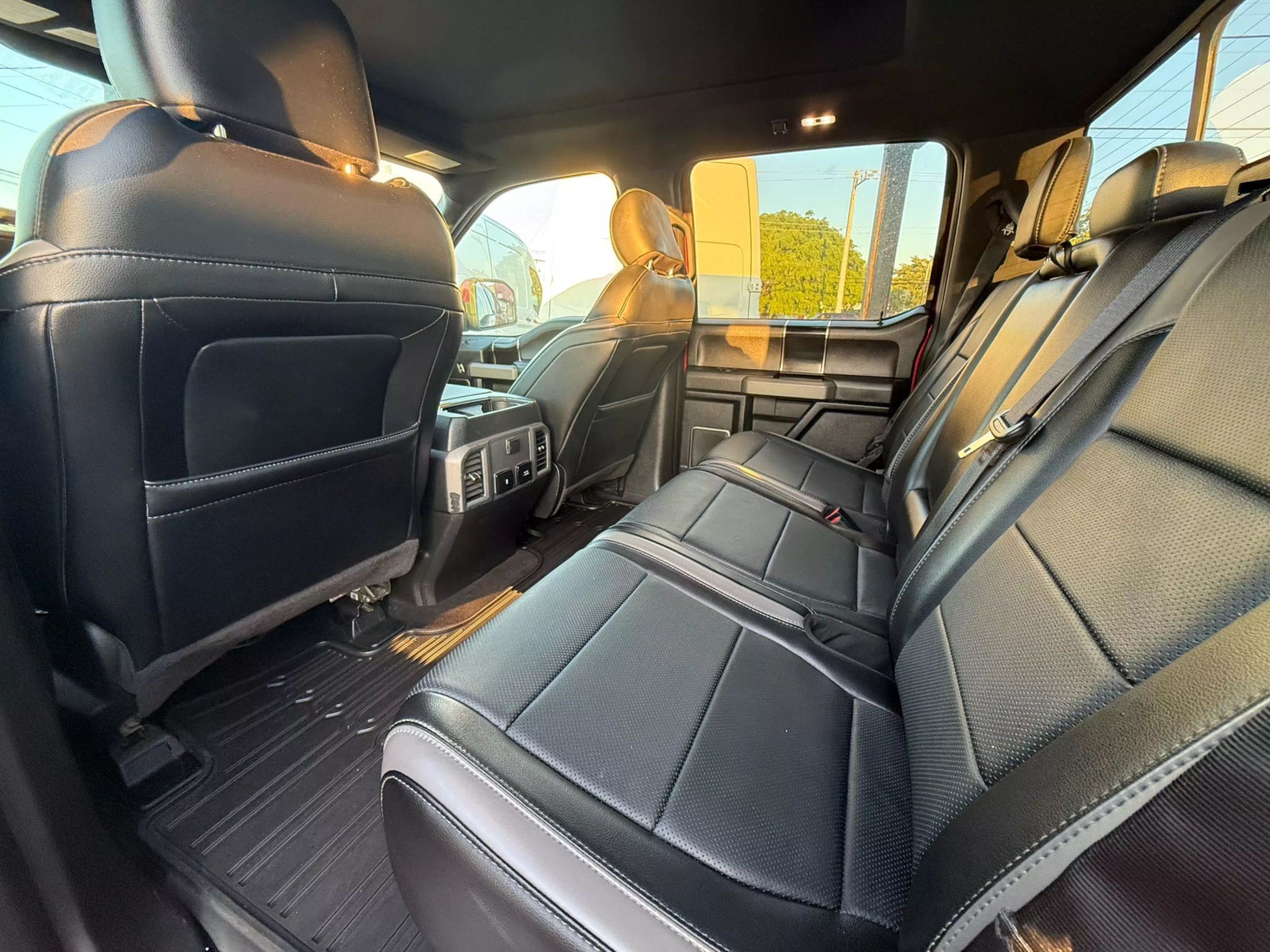 2018 Ford F150 SuperCrew Cab Raptor Pickup 4D 5 1/2 ft