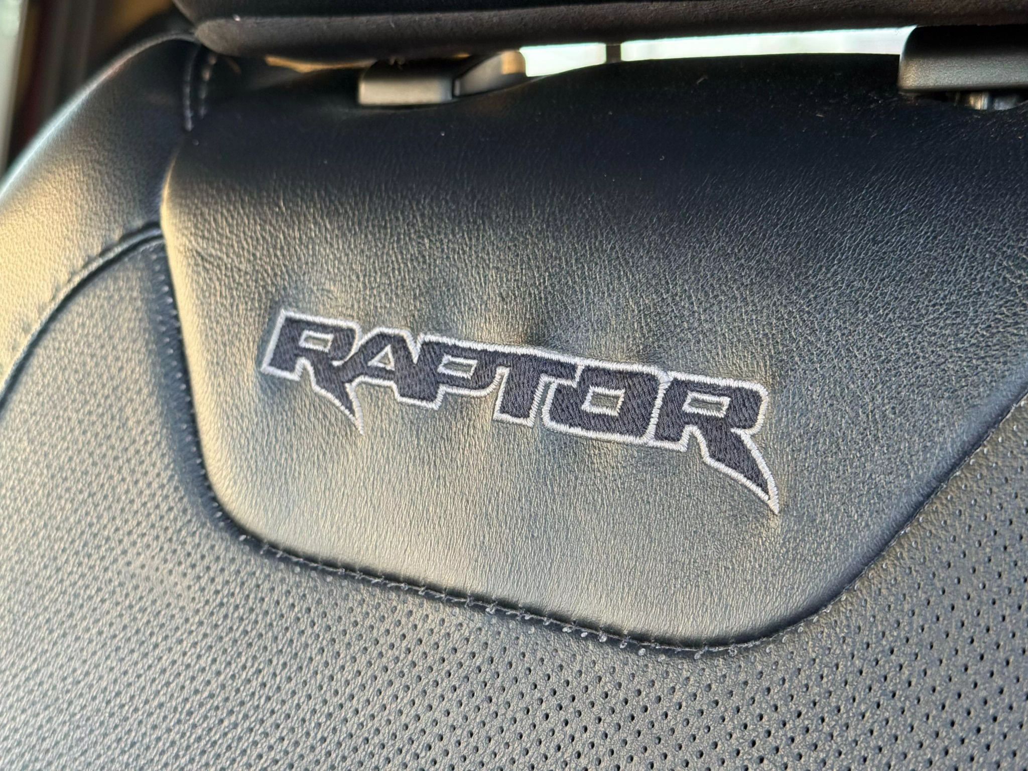 2018 Ford F150 SuperCrew Cab Raptor Pickup 4D 5 1/2 ft