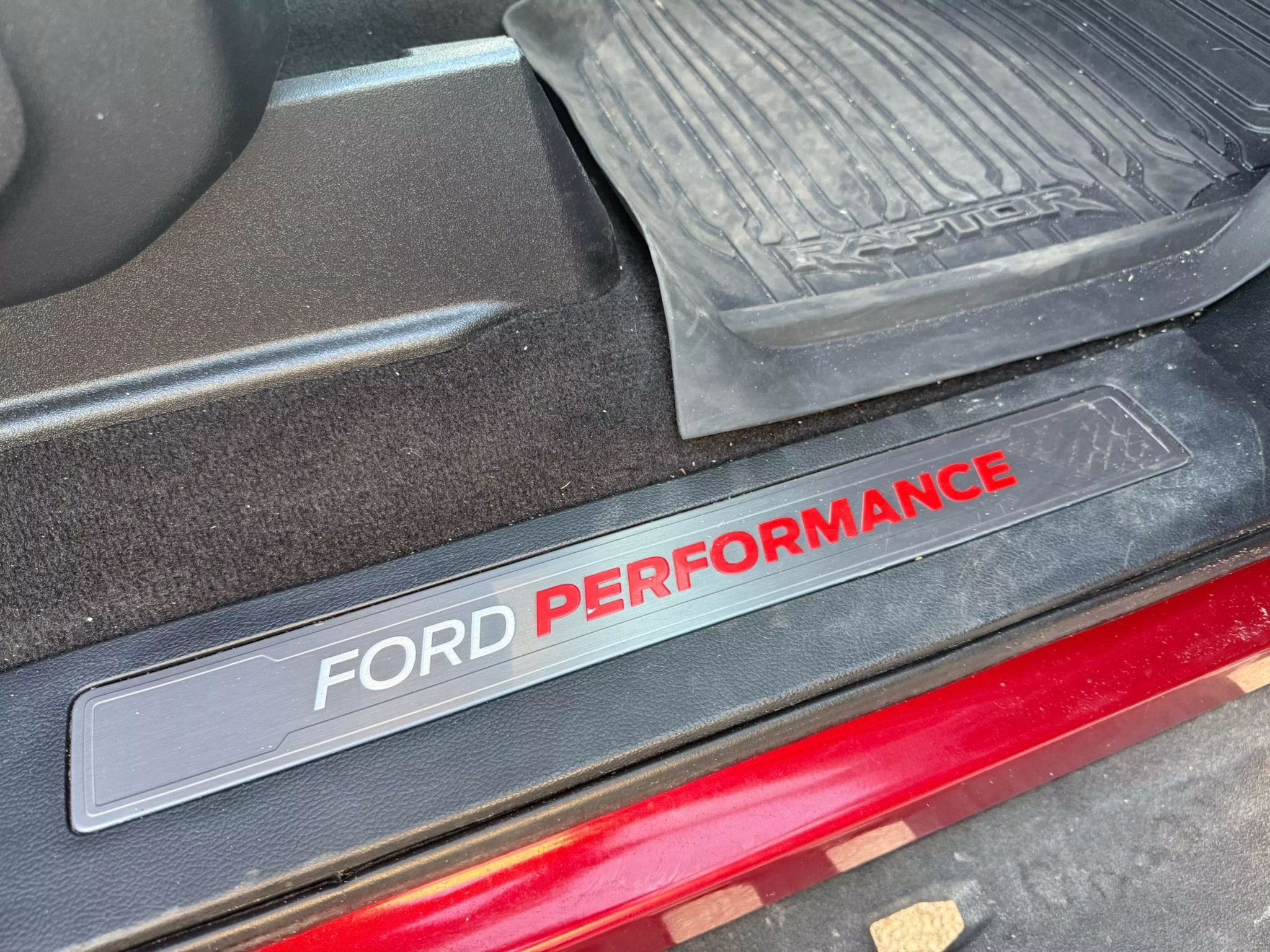 2018 Ford F150 SuperCrew Cab Raptor Pickup 4D 5 1/2 ft