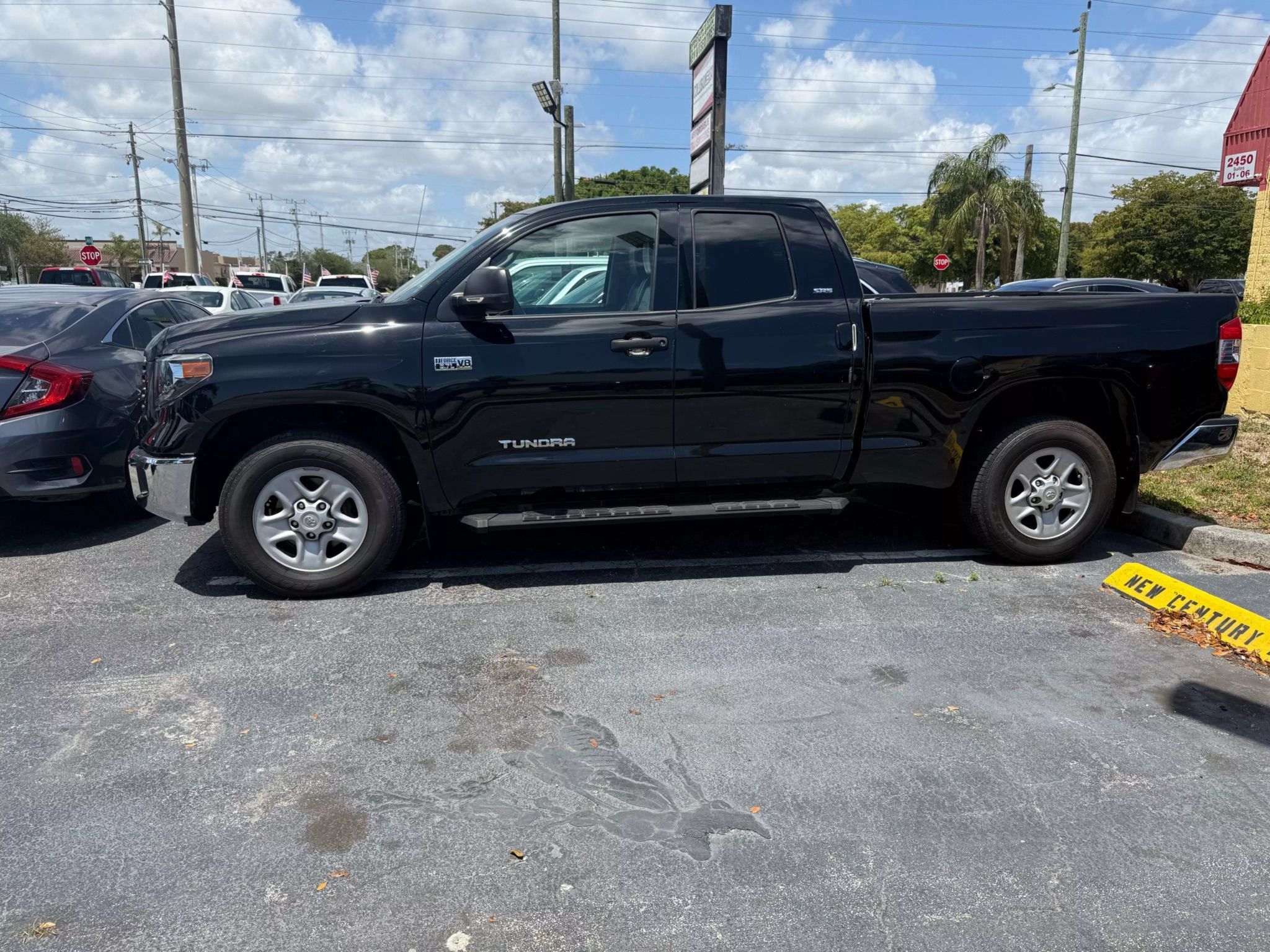 2019 Toyota Tundra Double Cab SR5 Pickup 4D 6 1/2 ft