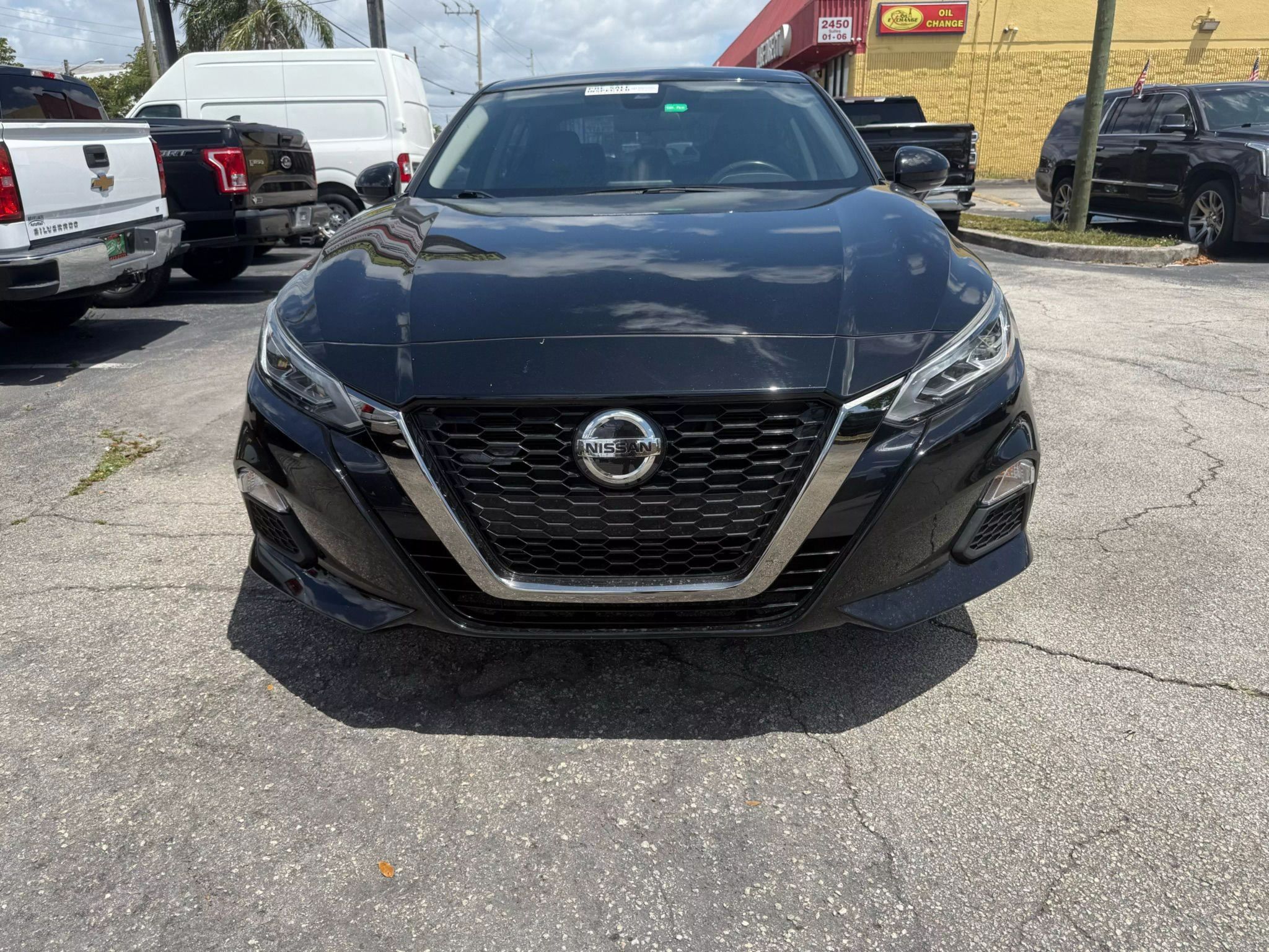 2020 Nissan Altima 2.5 SR Sedan 4D