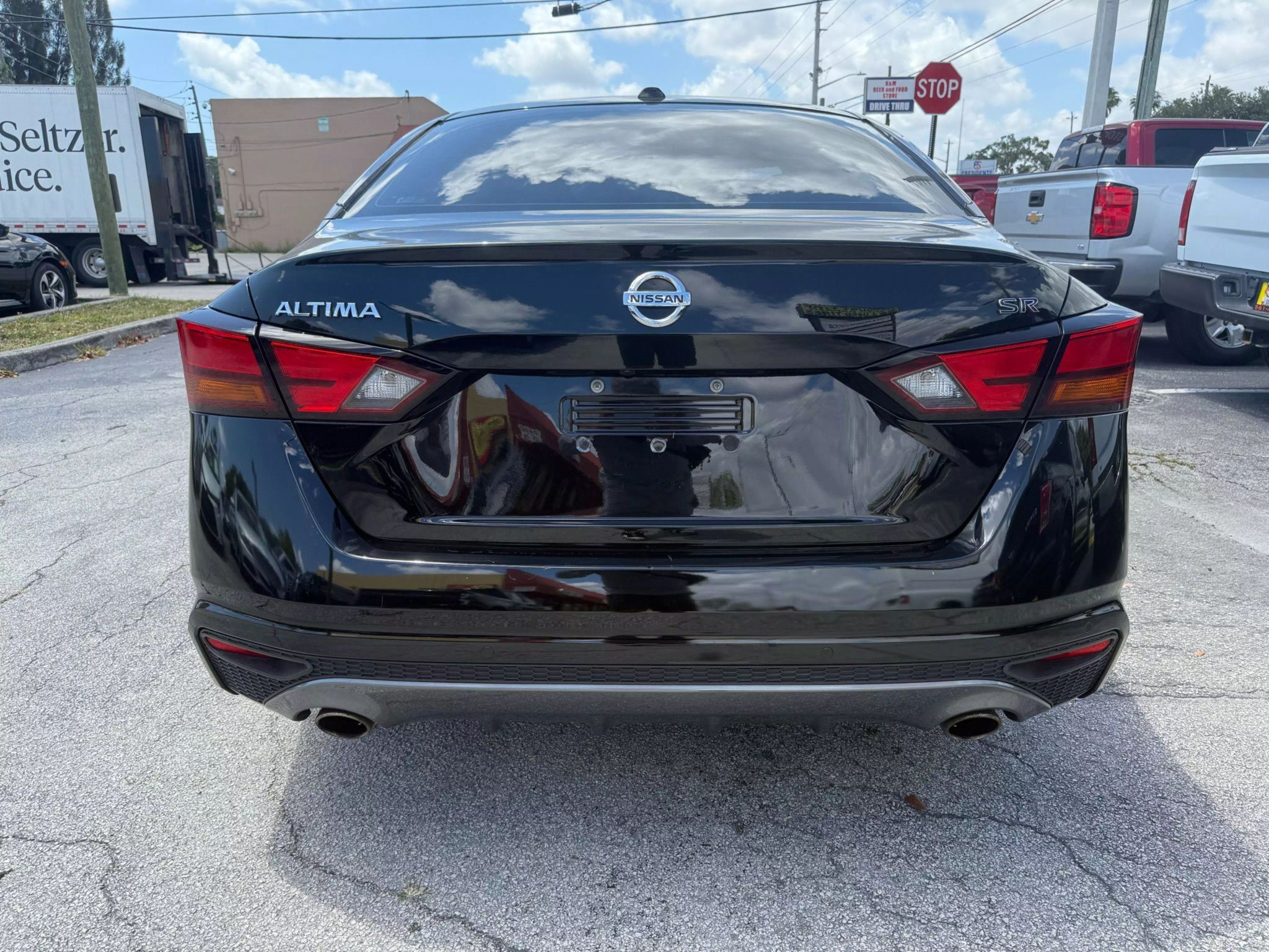 2020 Nissan Altima 2.5 SR Sedan 4D