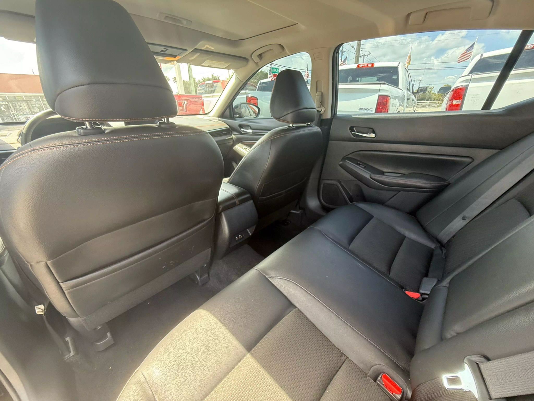 2020 Nissan Altima 2.5 SR Sedan 4D