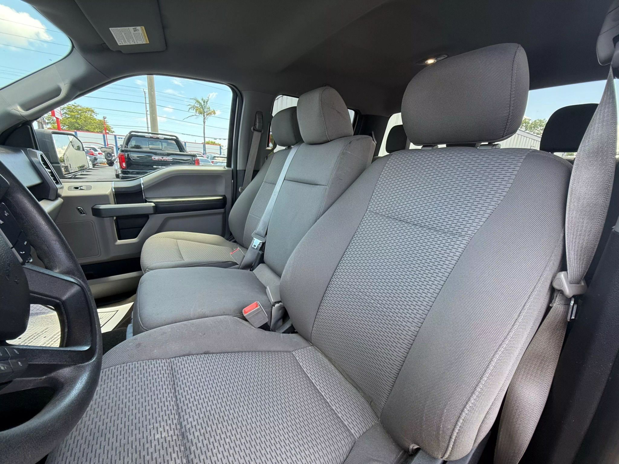 2018 Ford F150 SuperCrew Cab XLT Pickup 4D 5 1/2 ft