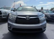 2016 Toyota Highlander XLE Sport Utility 4D