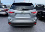 2016 Toyota Highlander XLE Sport Utility 4D