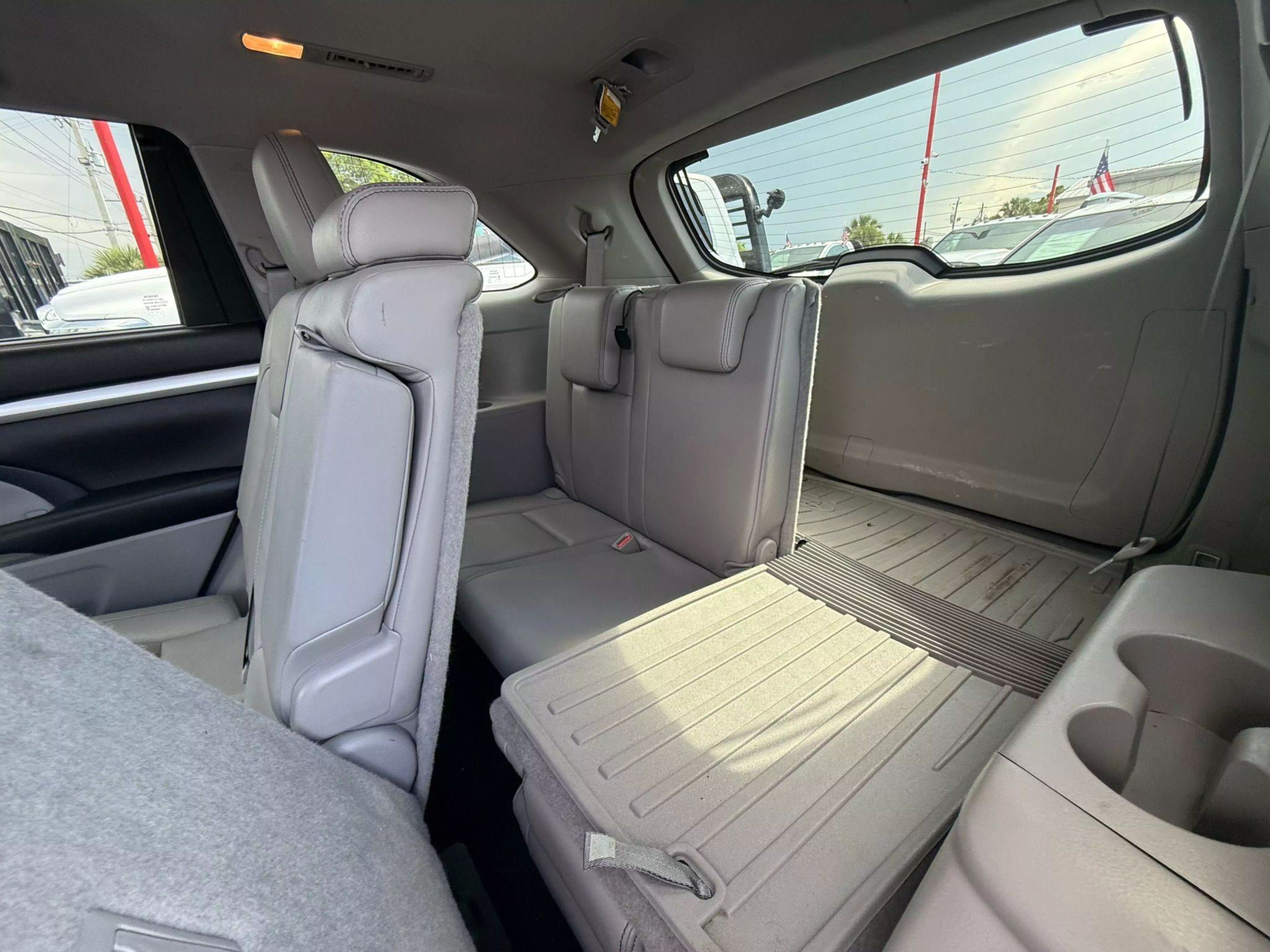 2016 Toyota Highlander XLE Sport Utility 4D