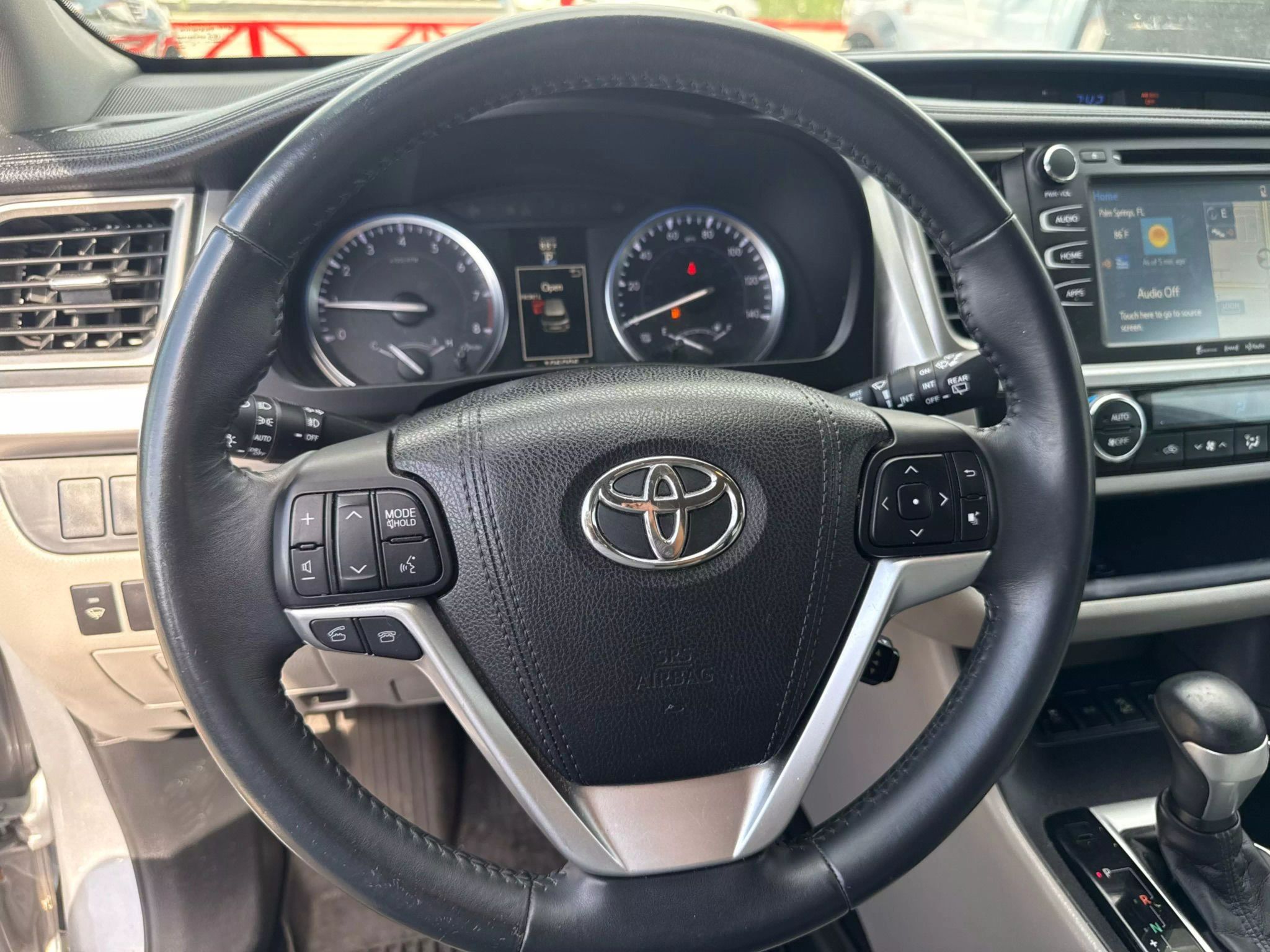 2016 Toyota Highlander XLE Sport Utility 4D