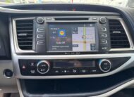 2016 Toyota Highlander XLE Sport Utility 4D