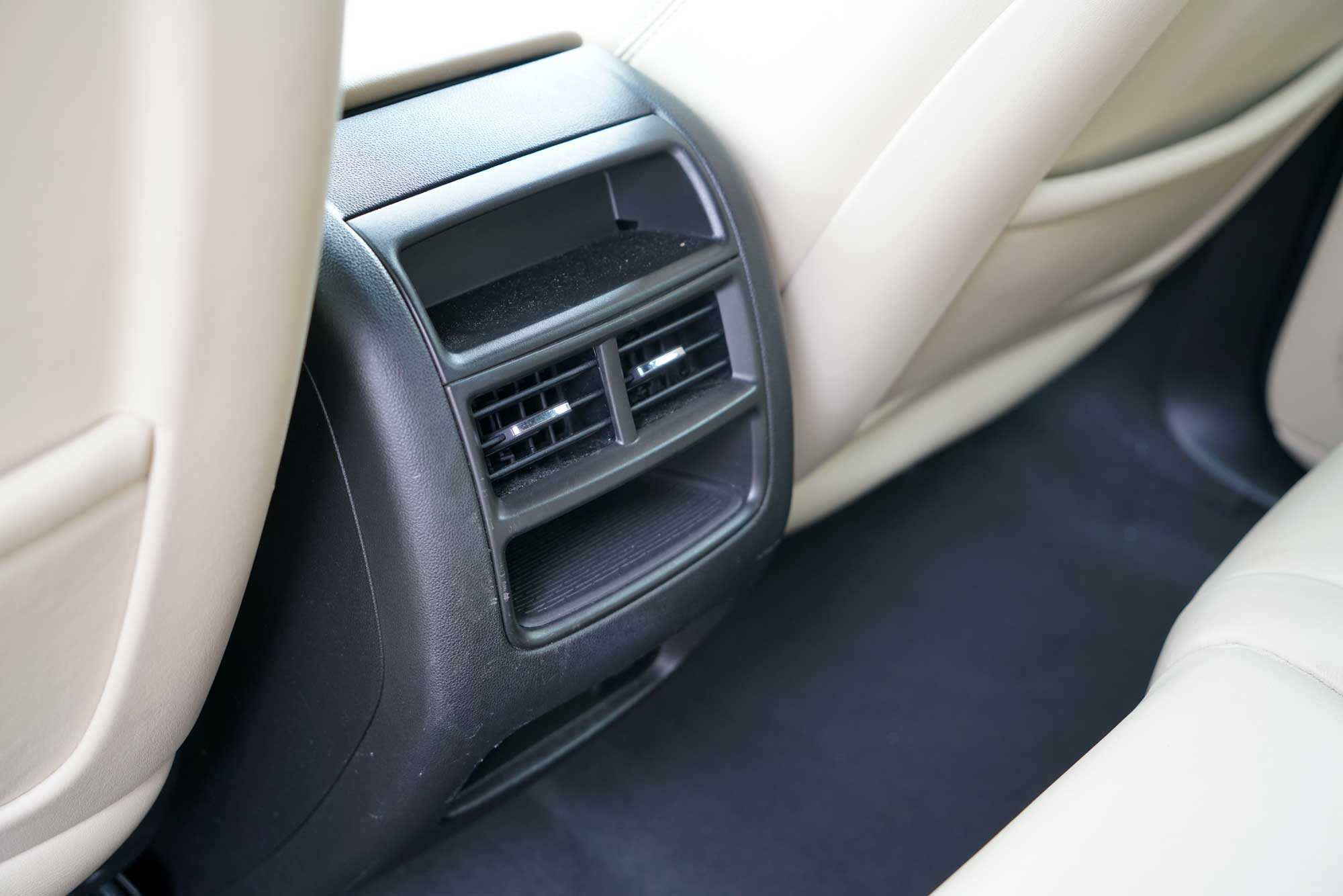 2017 Cadillac XT5 Premium Luxury Sport Utility 4D