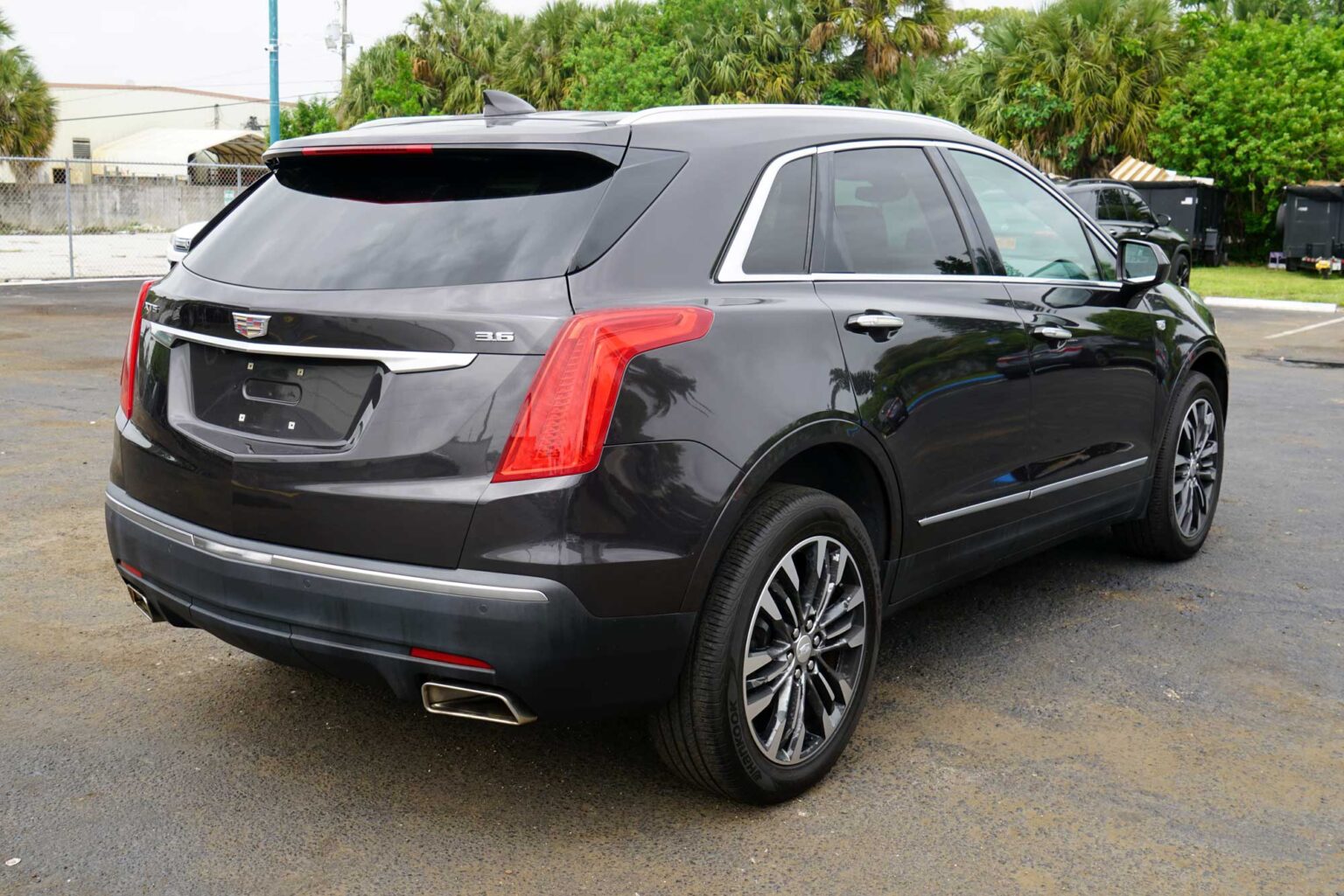 2017 Cadillac XT5 Premium Luxury Sport Utility 4D