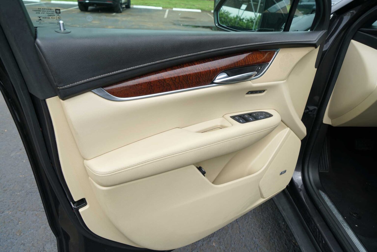 2017 Cadillac XT5 Premium Luxury Sport Utility 4D
