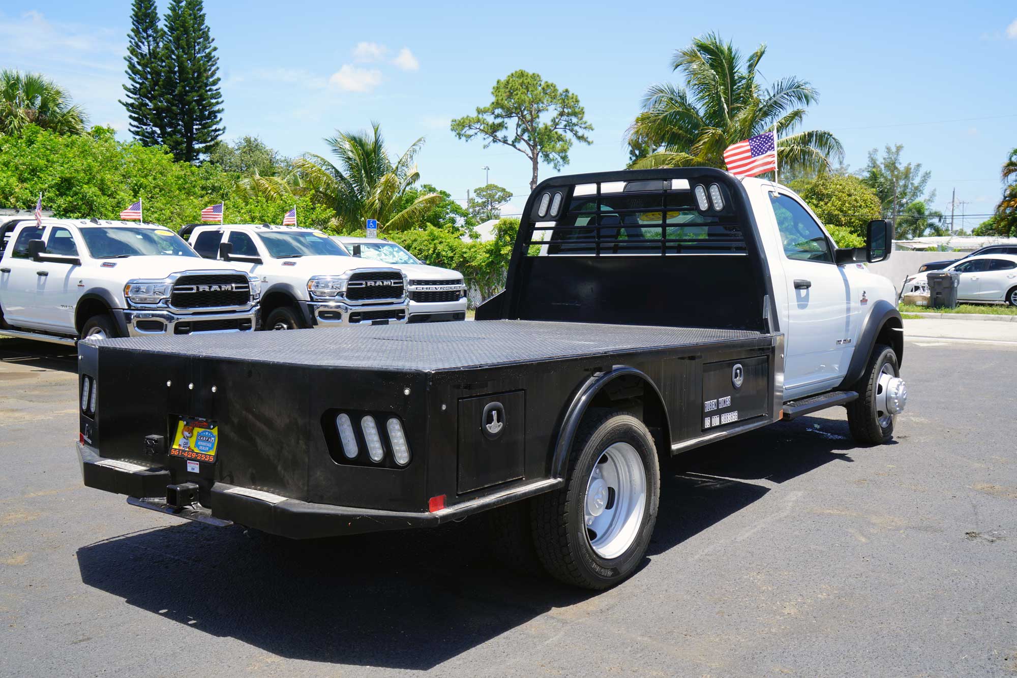 2022 Ram 5500 Regular Cab & Chassis SLT Tradesman 2D