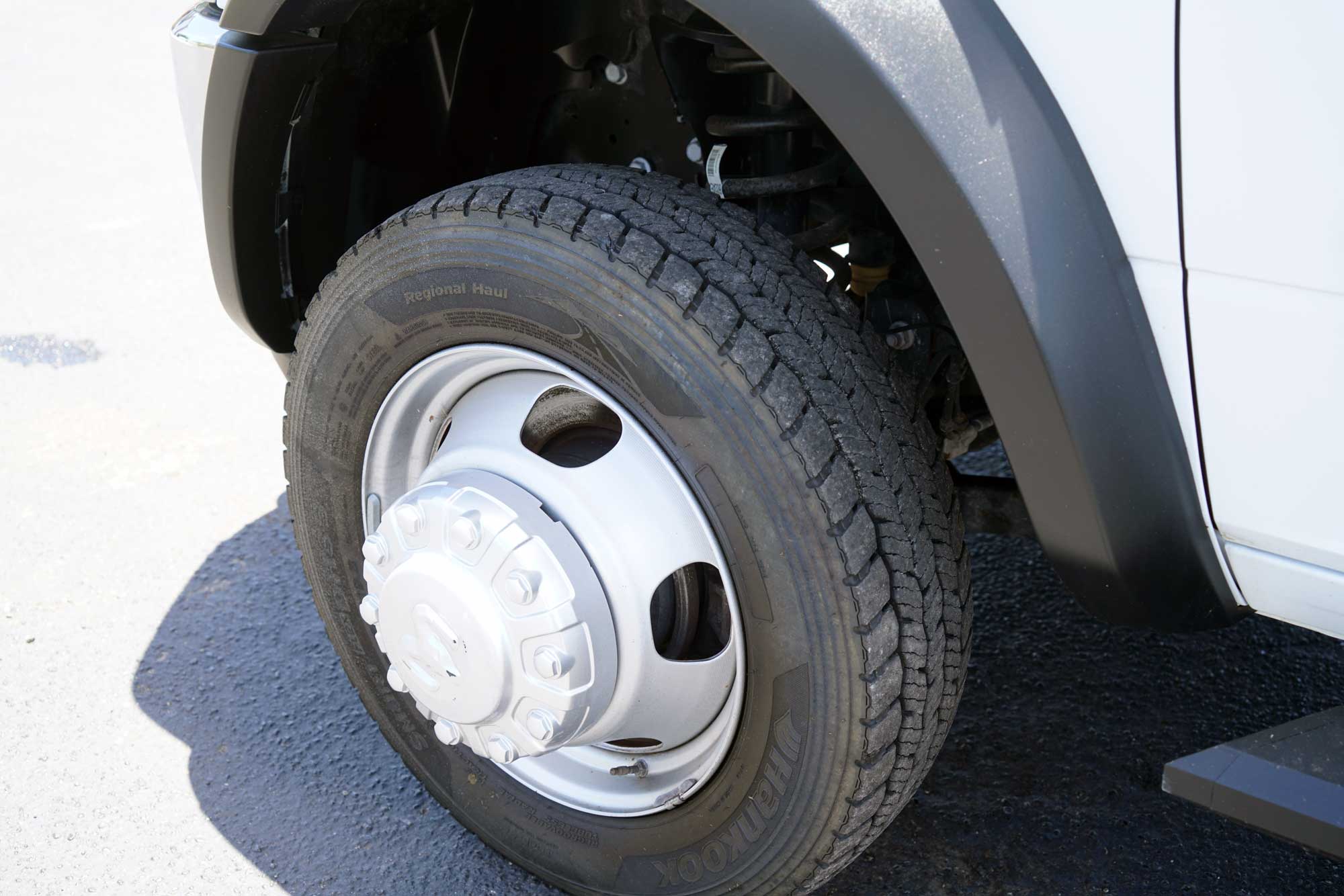 2022 Ram 5500 Regular Cab & Chassis SLT Tradesman 2D