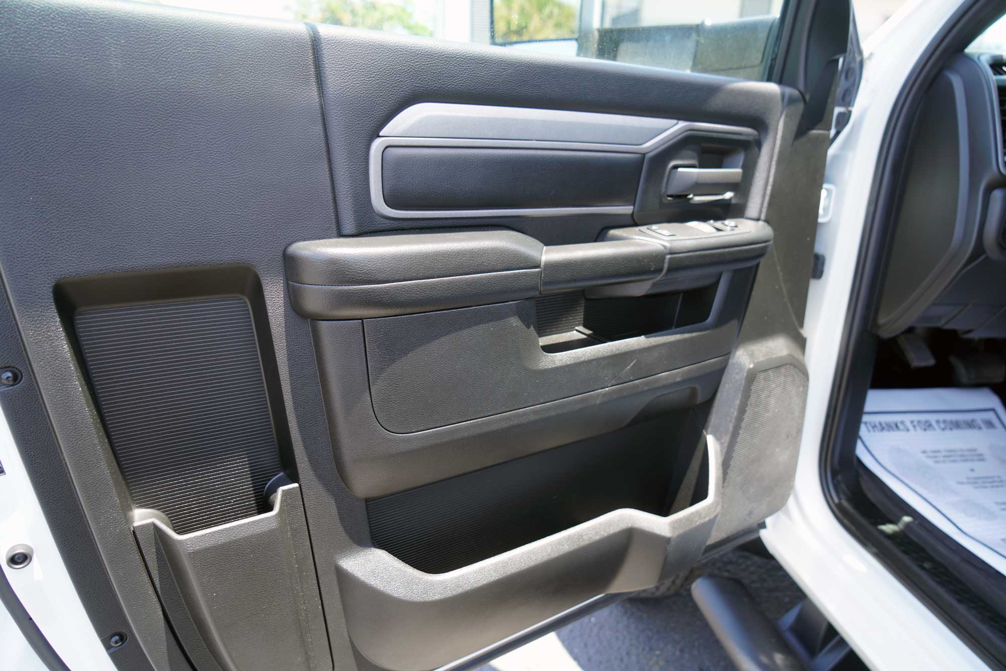 2022 Ram 5500 Regular Cab & Chassis Tradesman SLT Cab & Chassis 2D