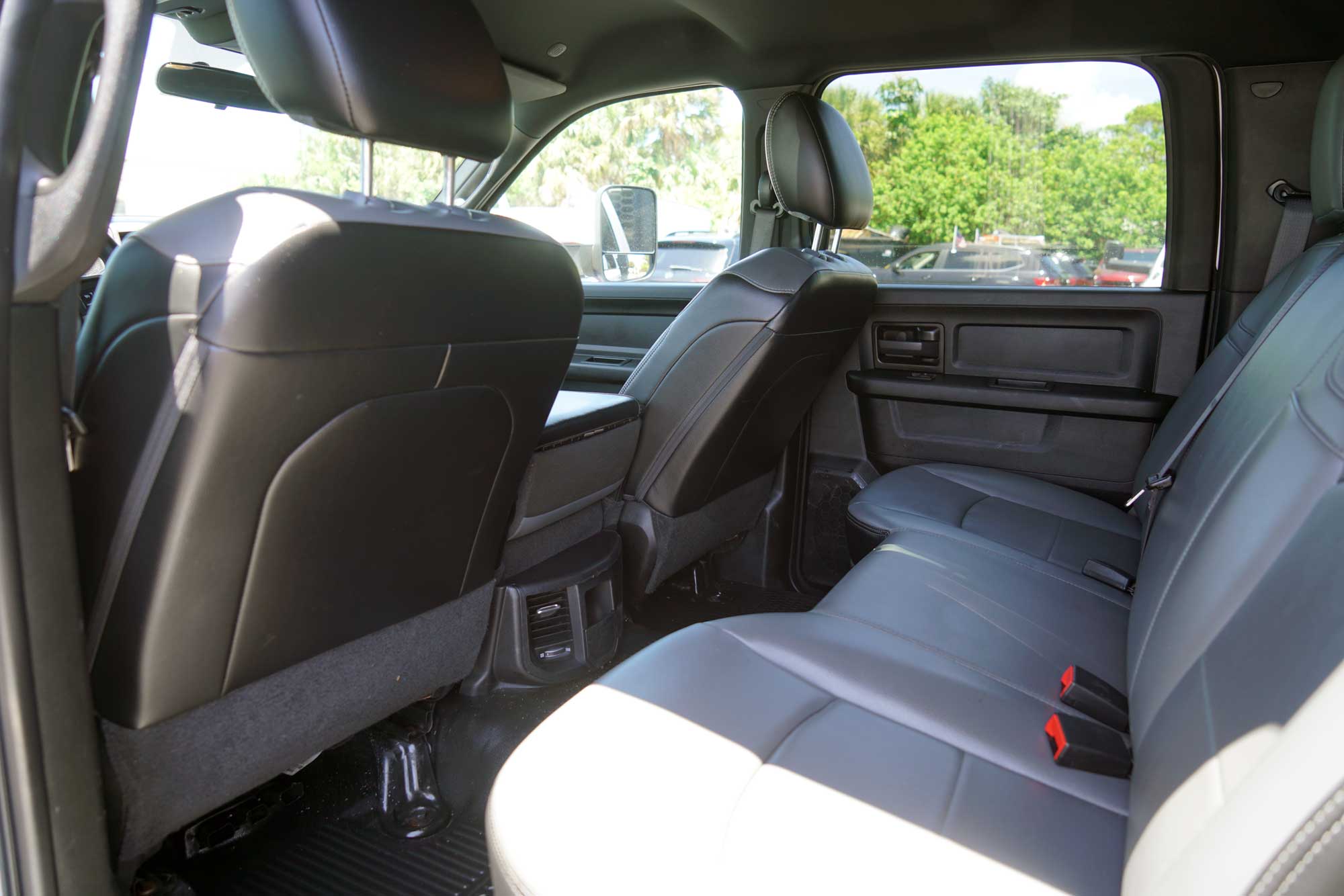 2021 Ram 3500 Crew Cab & Chassis Tradesman 4D