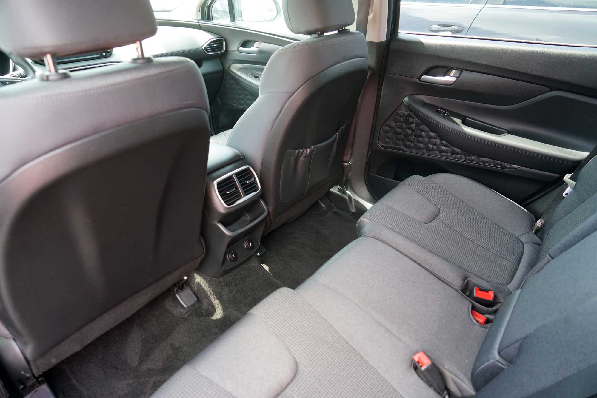 2020 Hyundai Santa Fe SE Sport Utility 4D